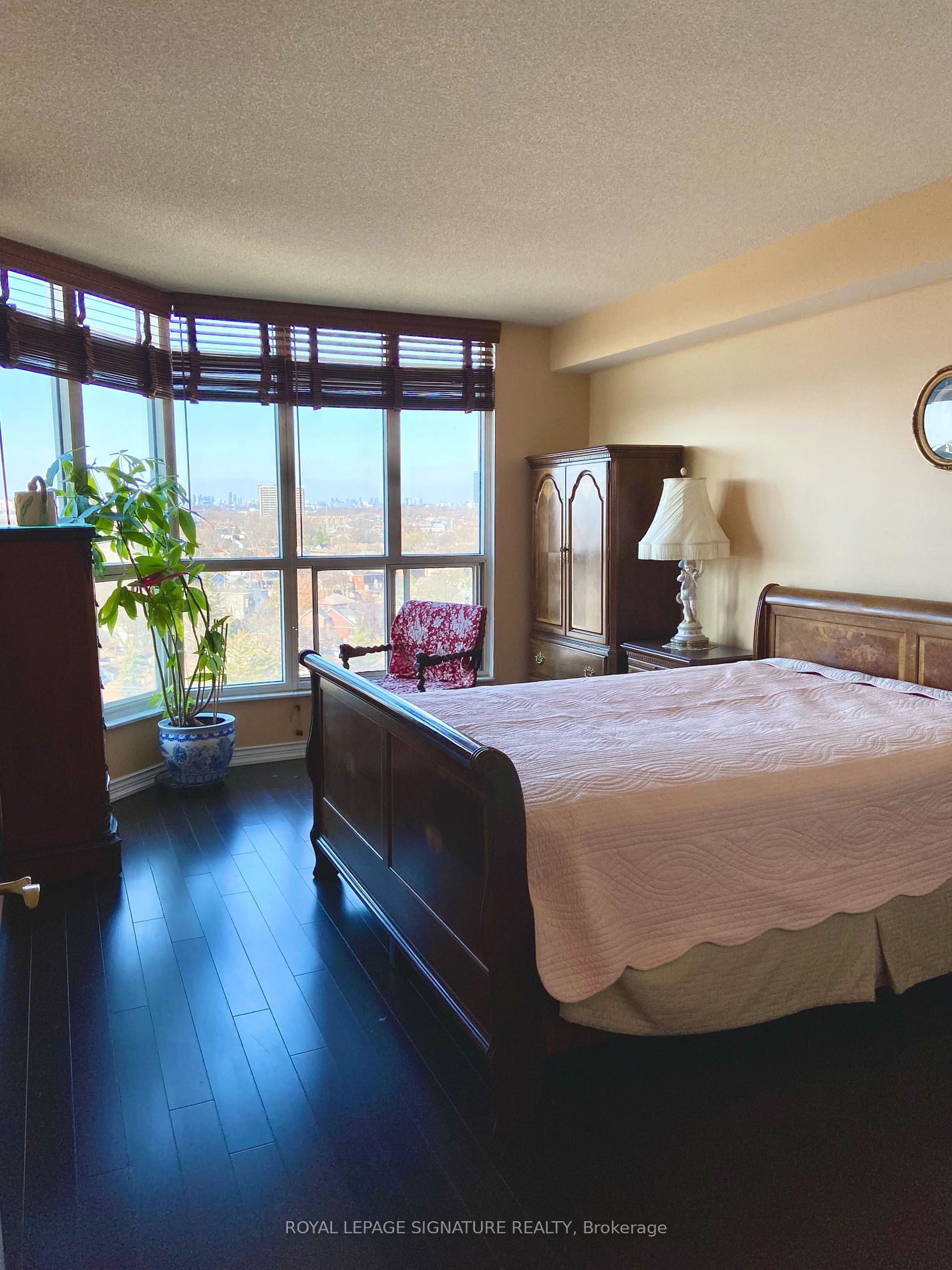 2285 Lake Shore Boulevard W, #1104