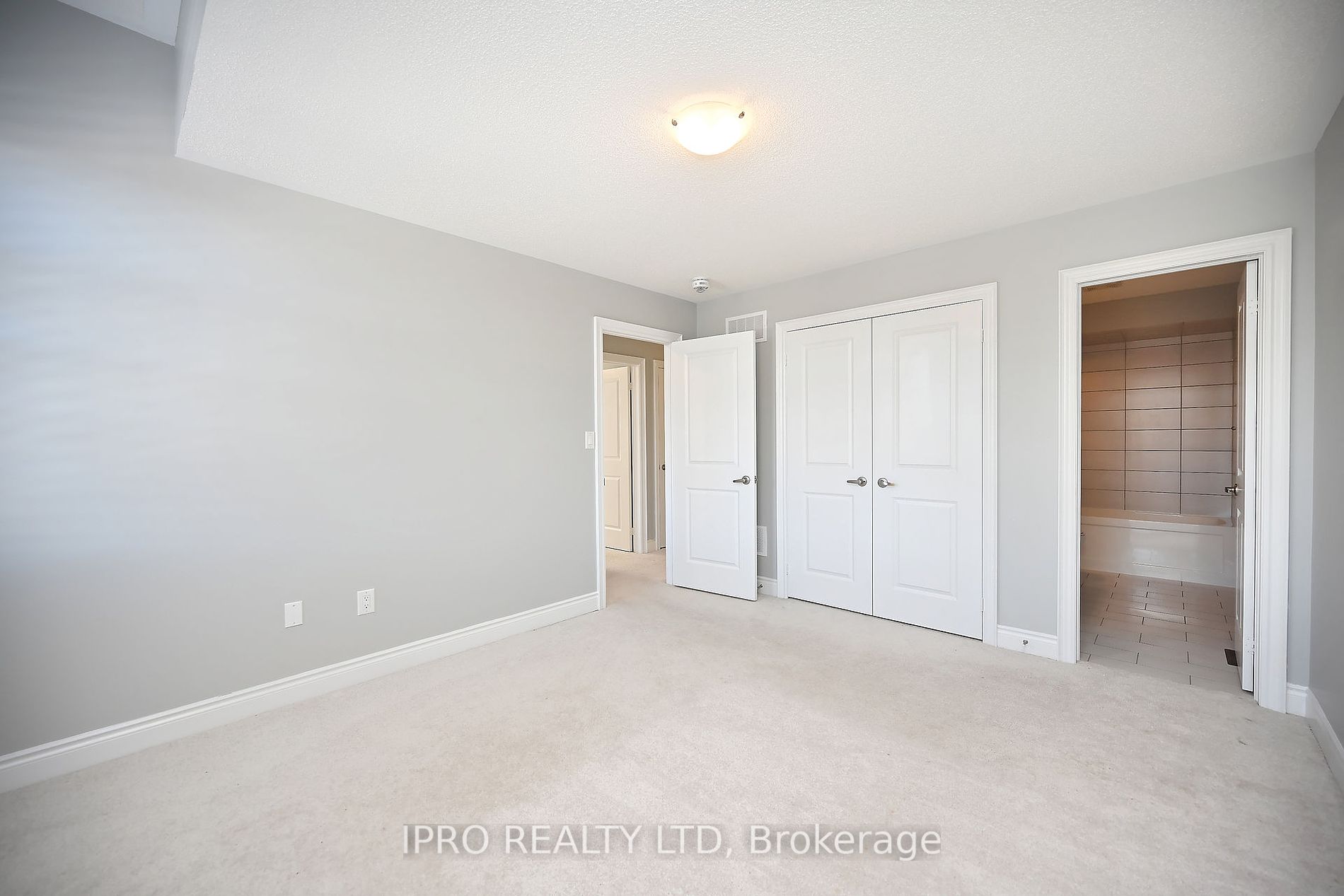 3082 River Rock Path