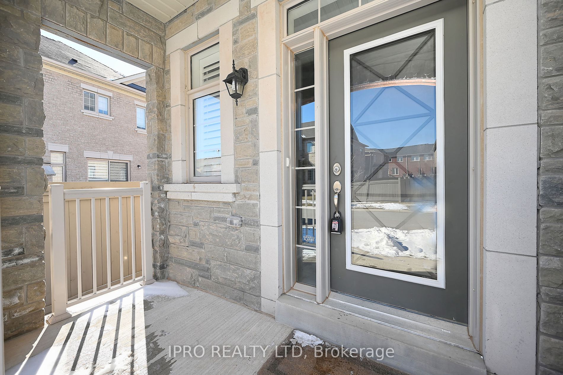 3082 River Rock Path