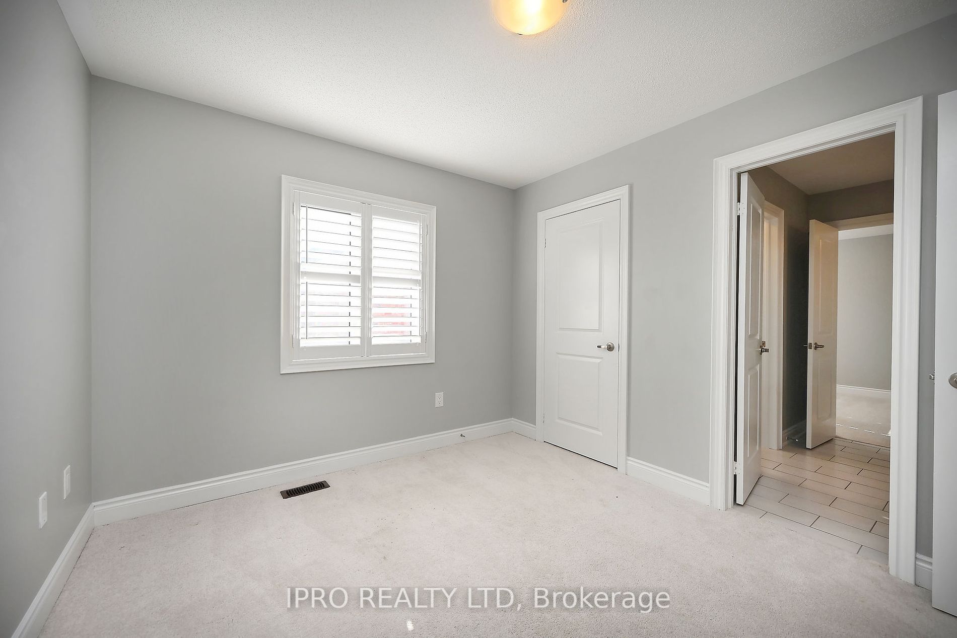 3082 River Rock Path