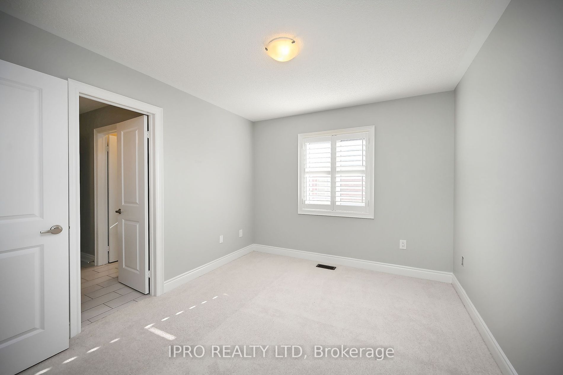 3082 River Rock Path