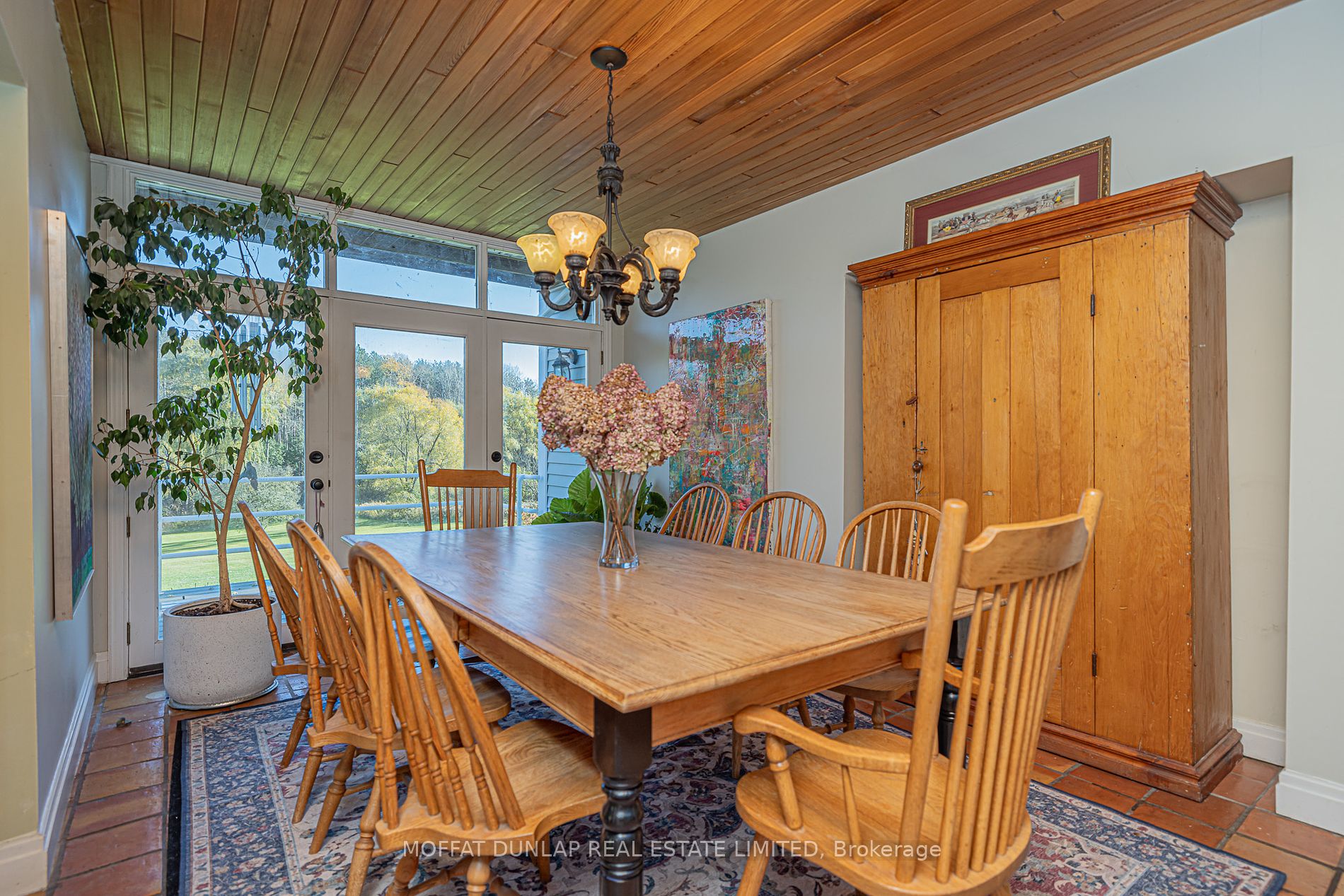 7699 Patterson Sideroad