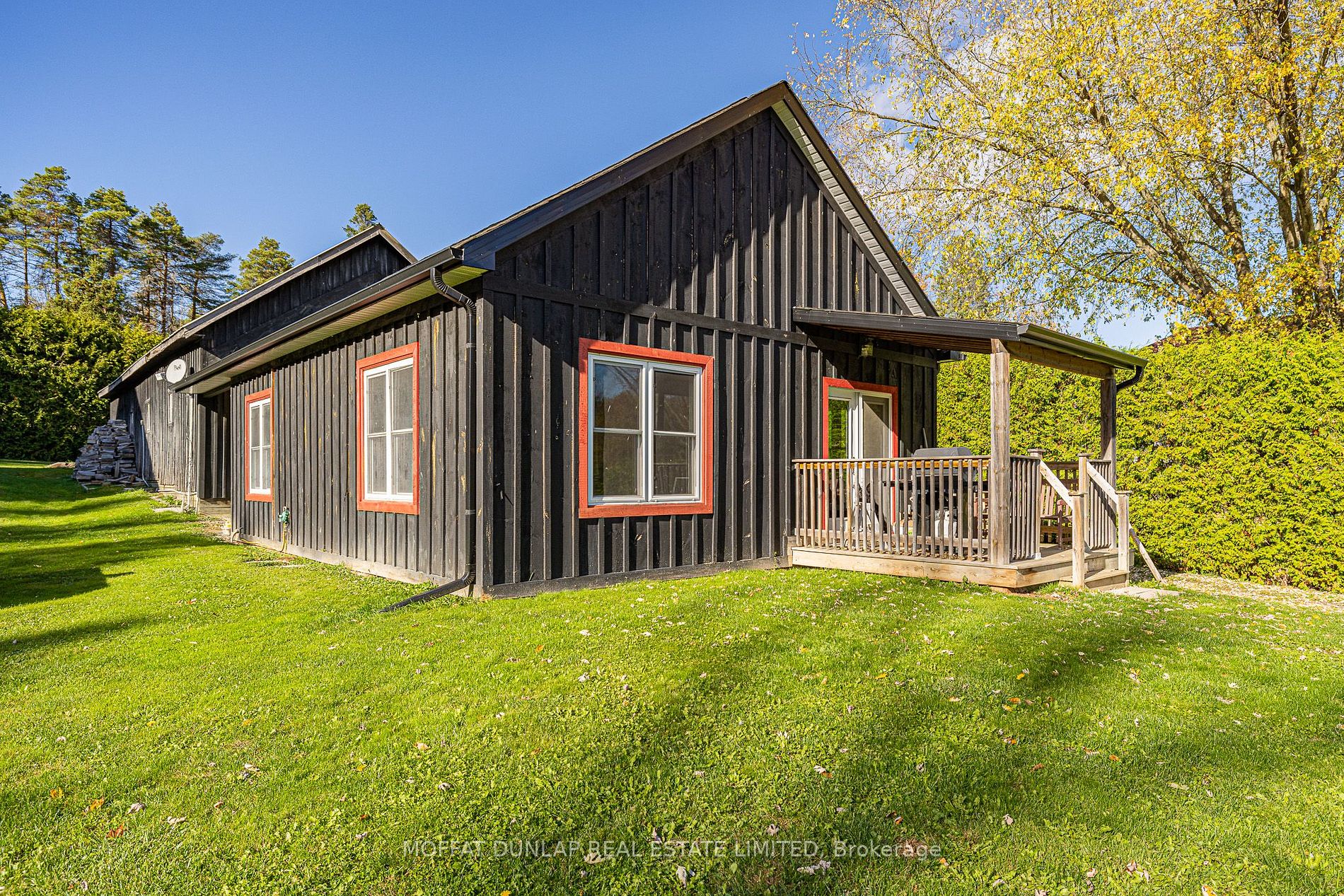 7699 Patterson Sideroad