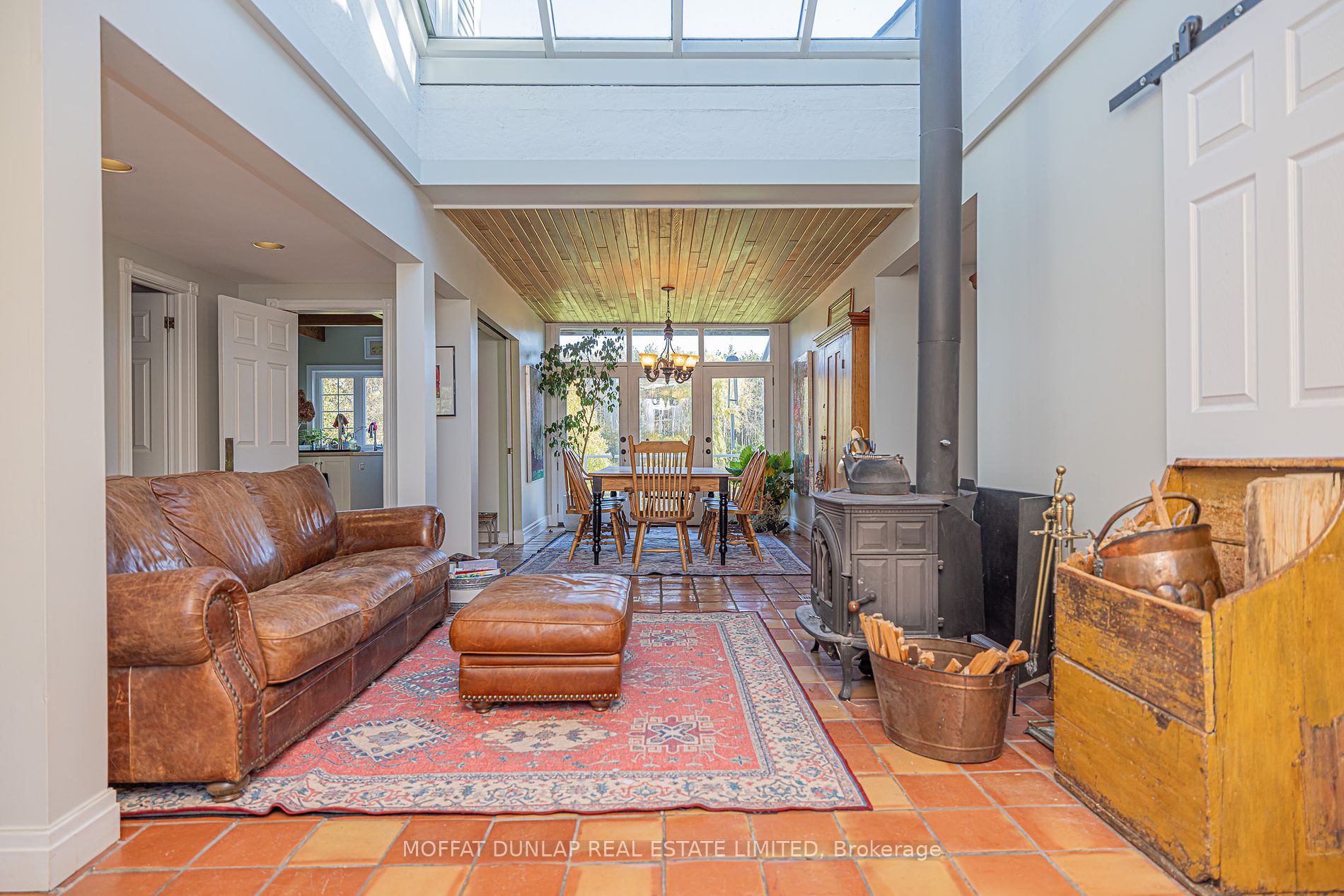 7699 Patterson Sideroad