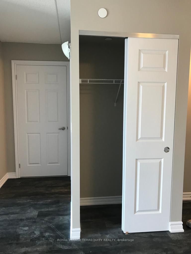 716 Main St E, #506