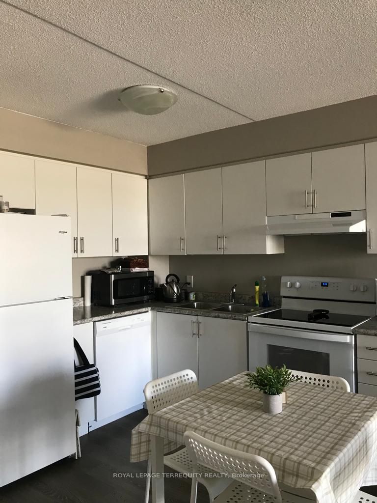716 Main St E, #506