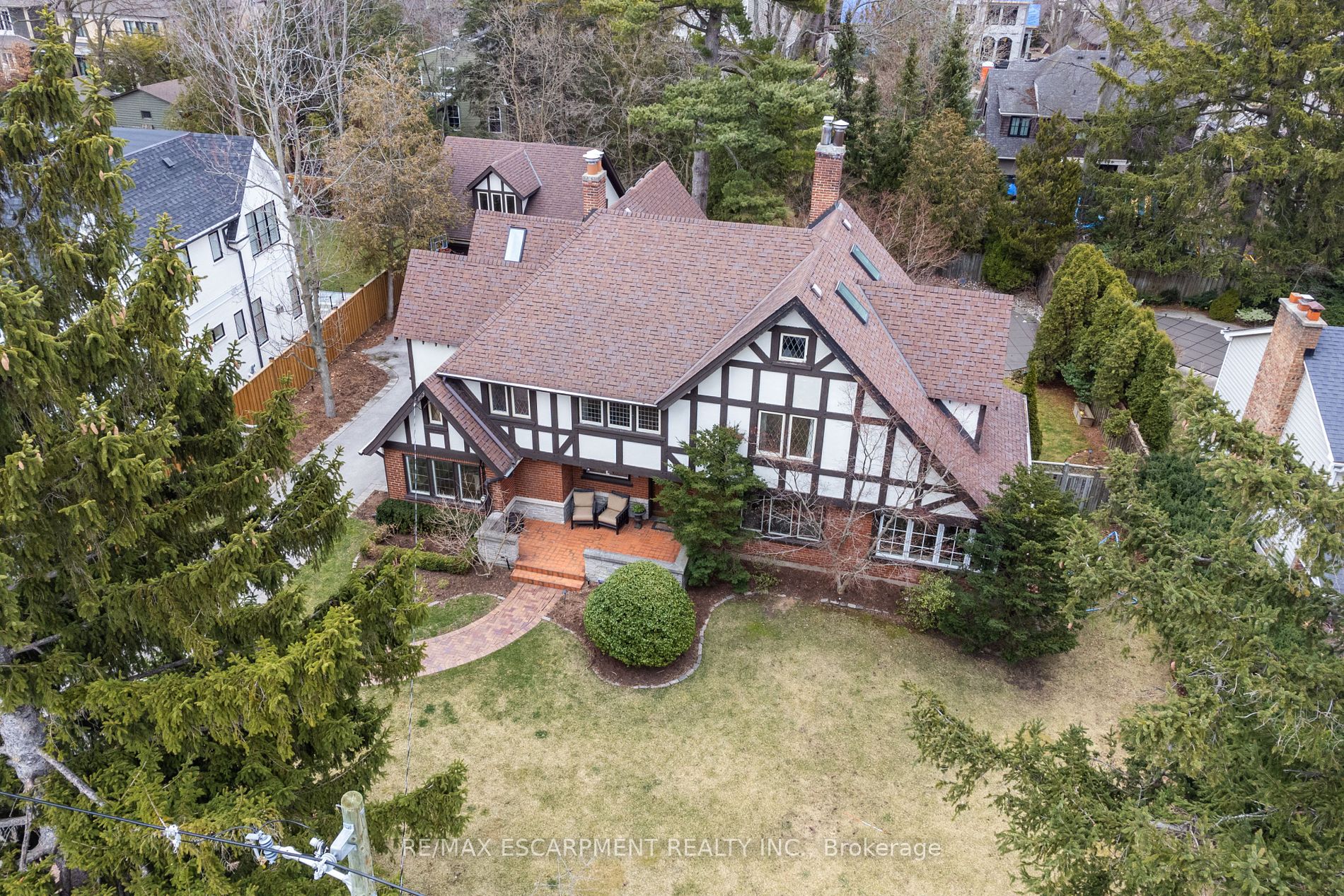 329 Douglas Avenue