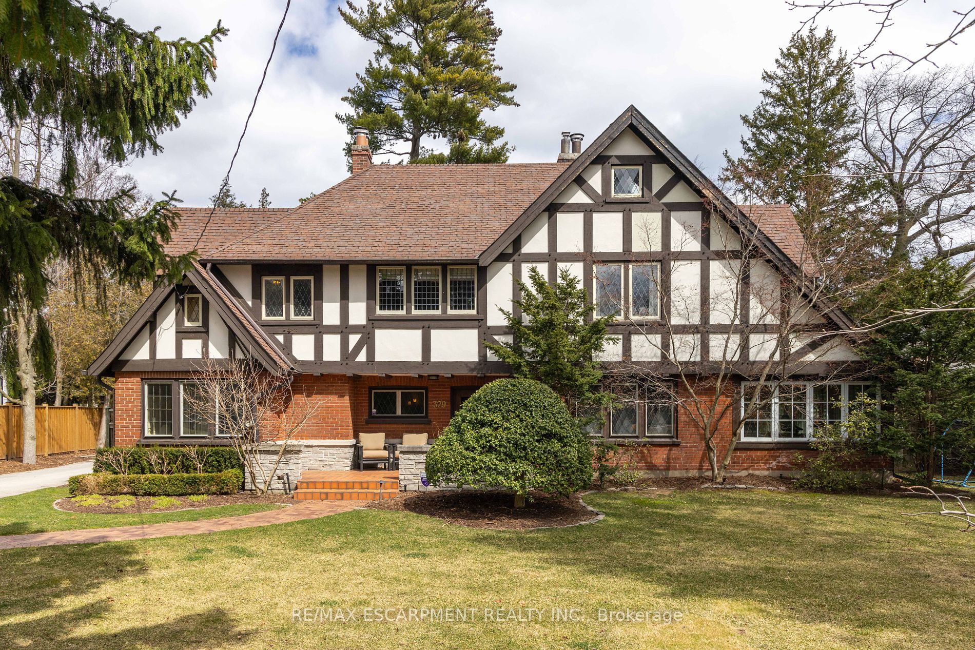 329 Douglas Avenue