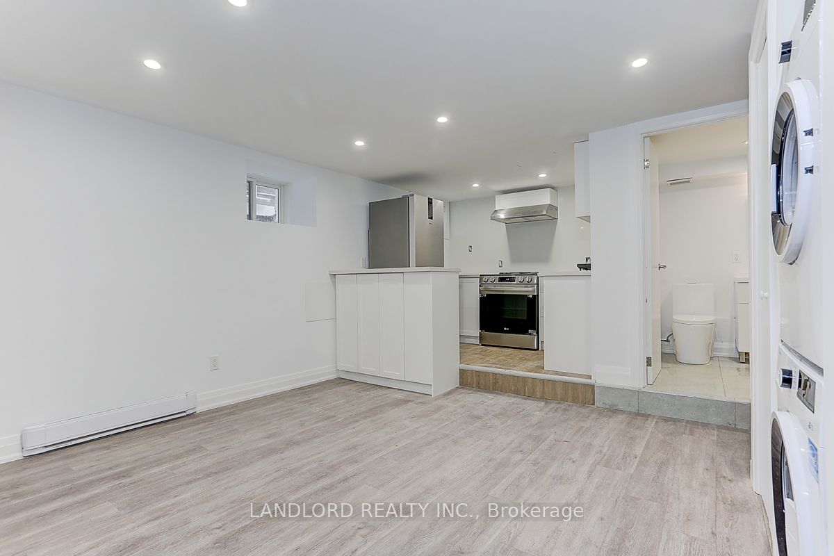 61 Clouston Avenue #Lower