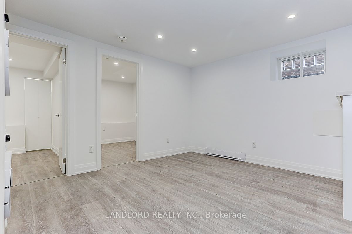61 Clouston Avenue #Lower