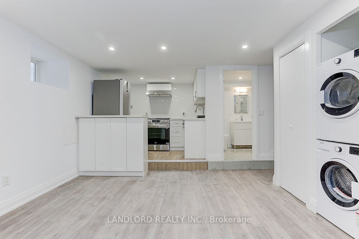 61 Clouston Avenue #Lower