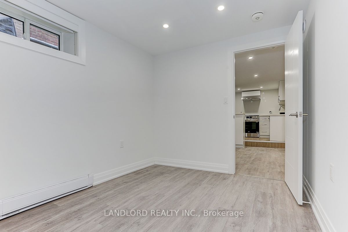 61 Clouston Avenue #Lower