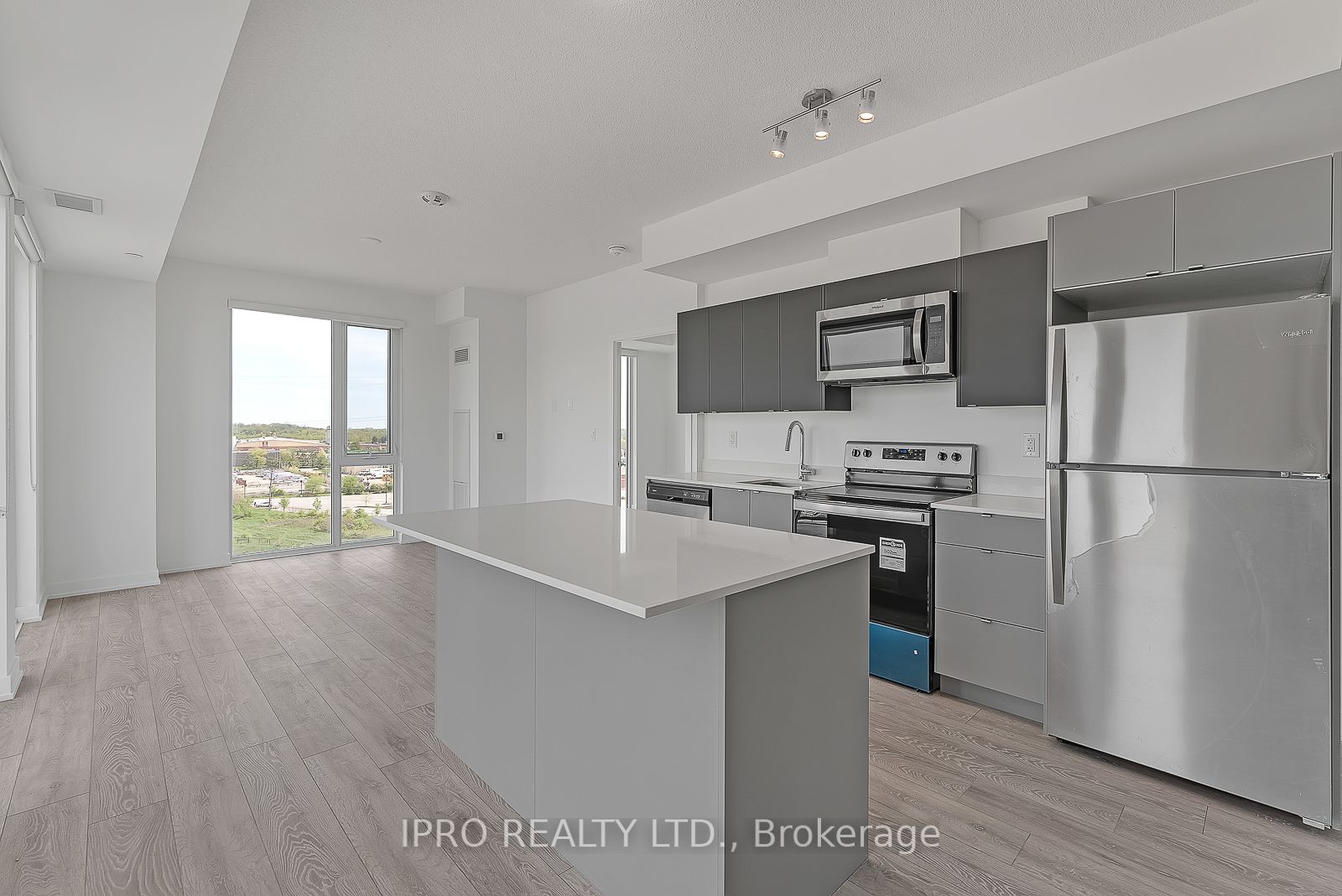 3200 Dakota Common Rd, #B1004