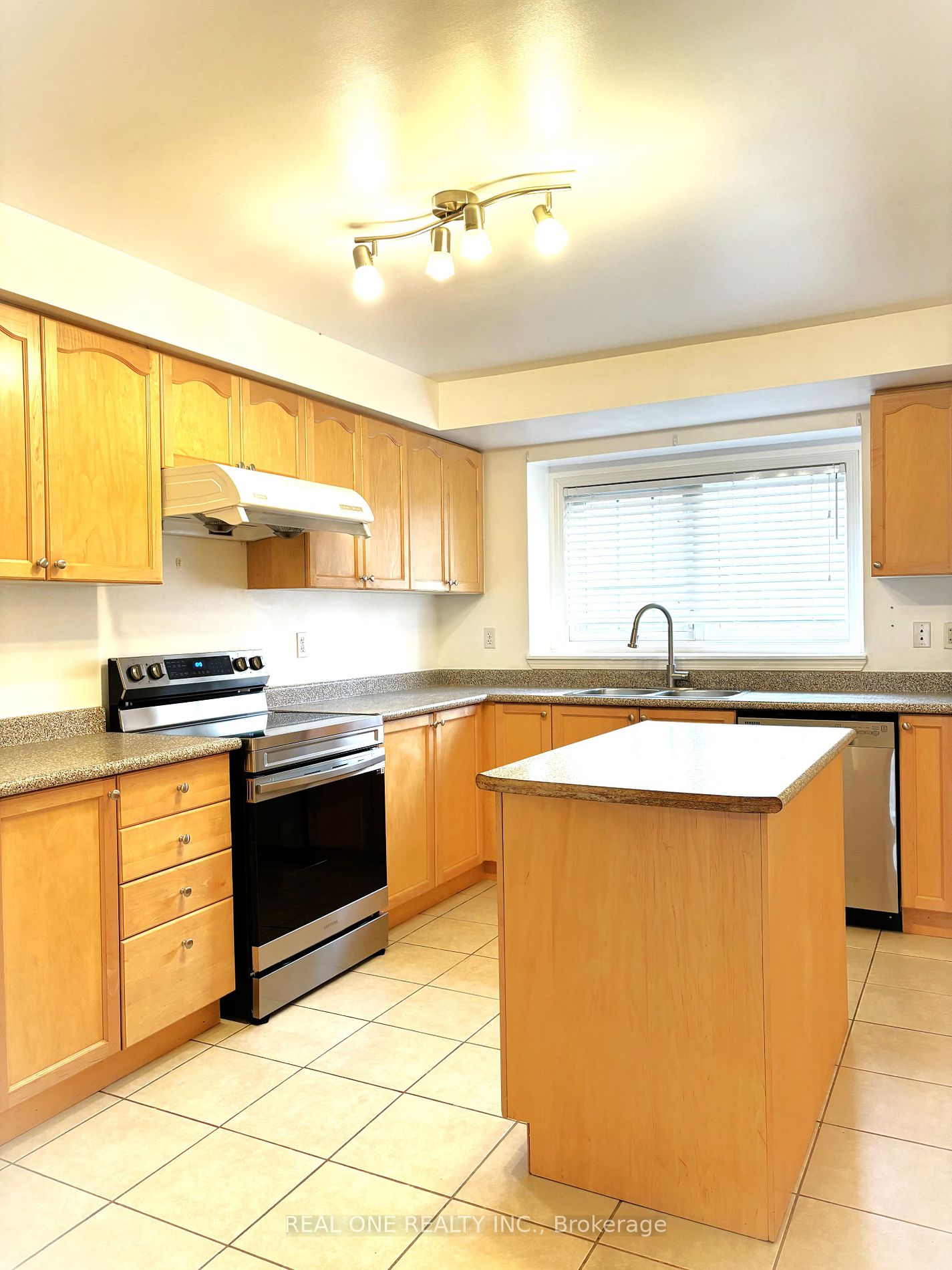 3030 Breakwater Court, #311