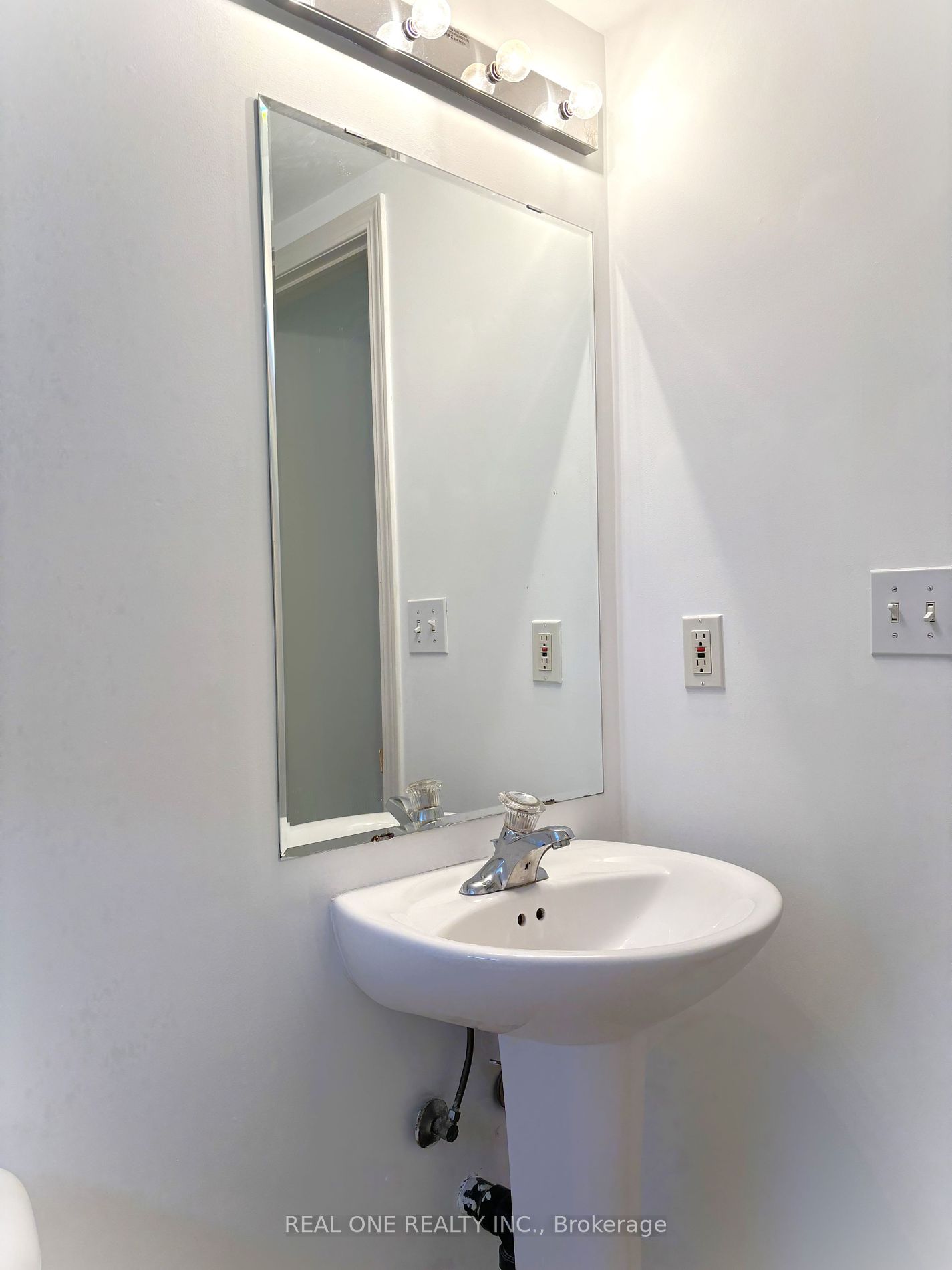 3030 Breakwater Court, #311