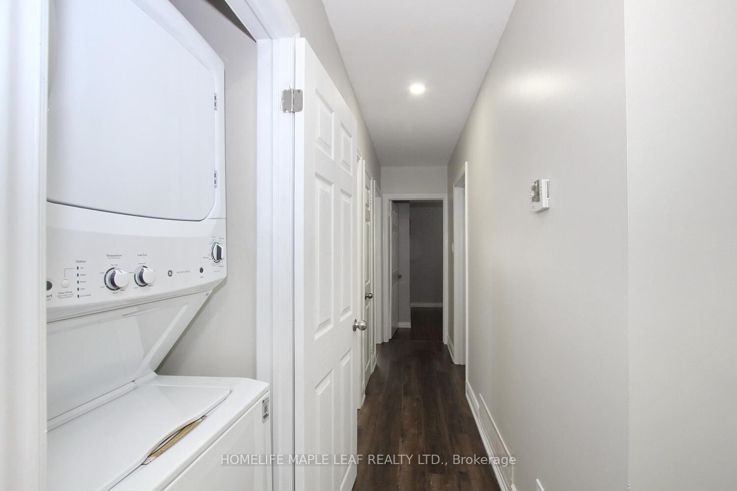 38 Inglewood Dr