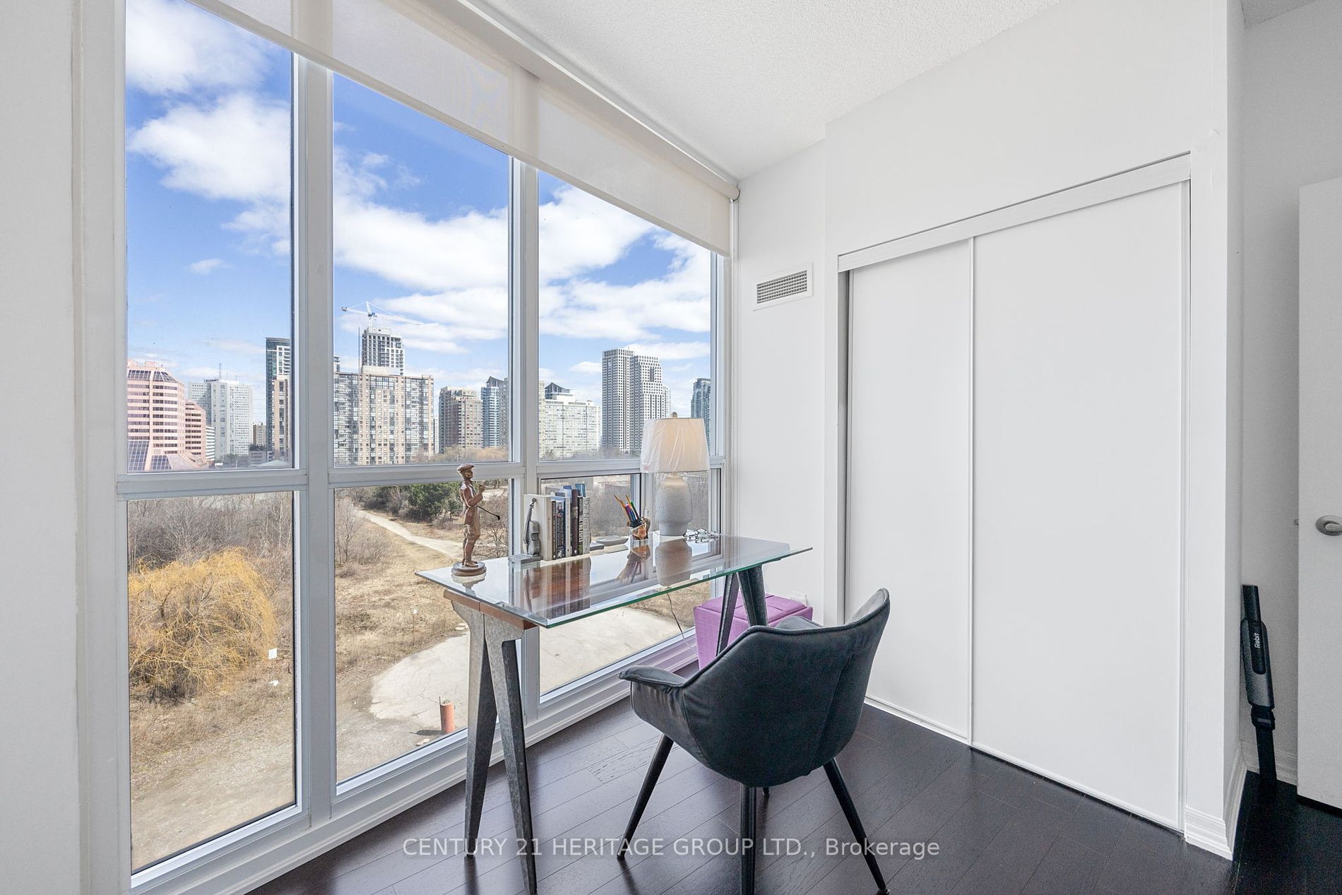 223 Webb Dr, #503