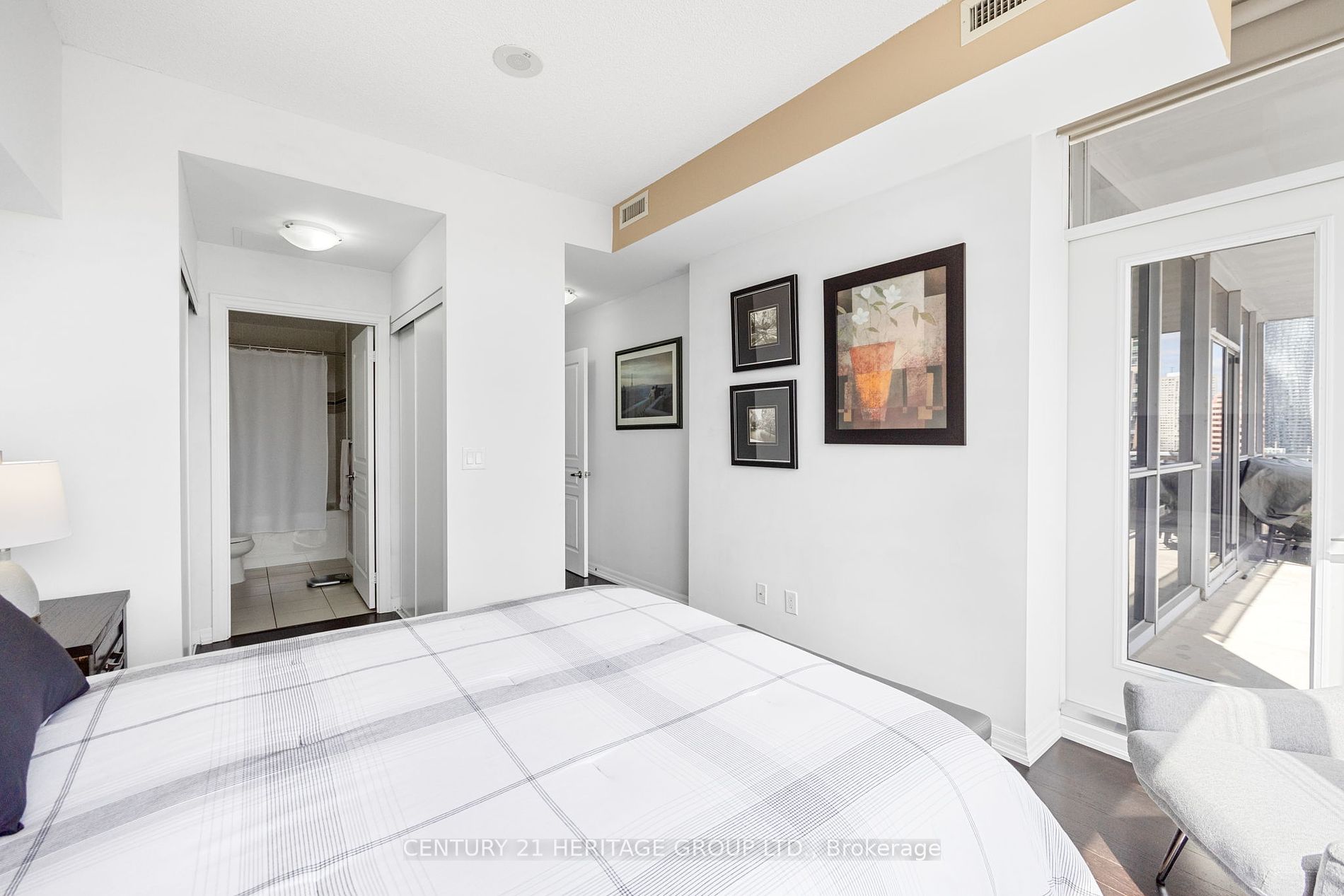 223 Webb Dr, #503