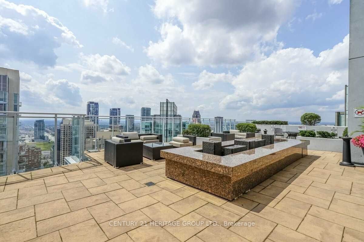 223 Webb Dr, #503