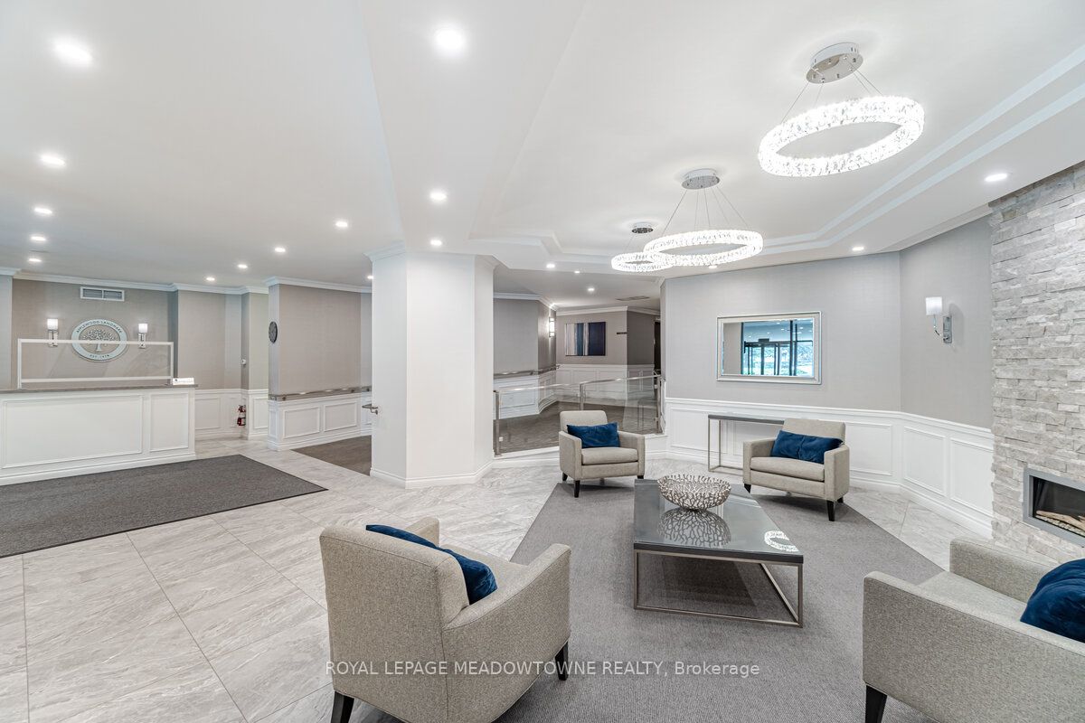 1300 Bloor Street, #PH10
