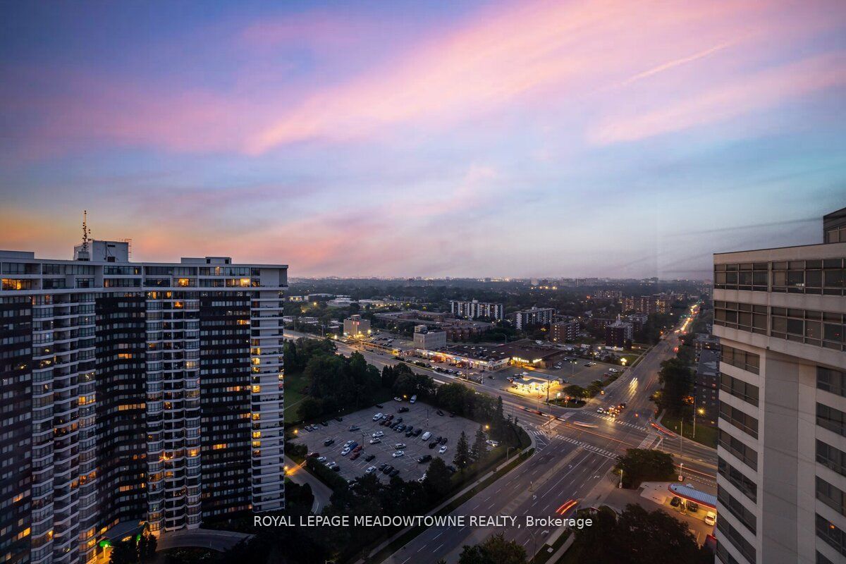 1300 Bloor Street, #PH10