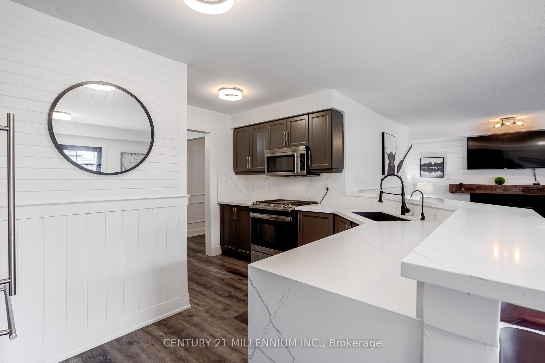 18 Belmont Boulevard