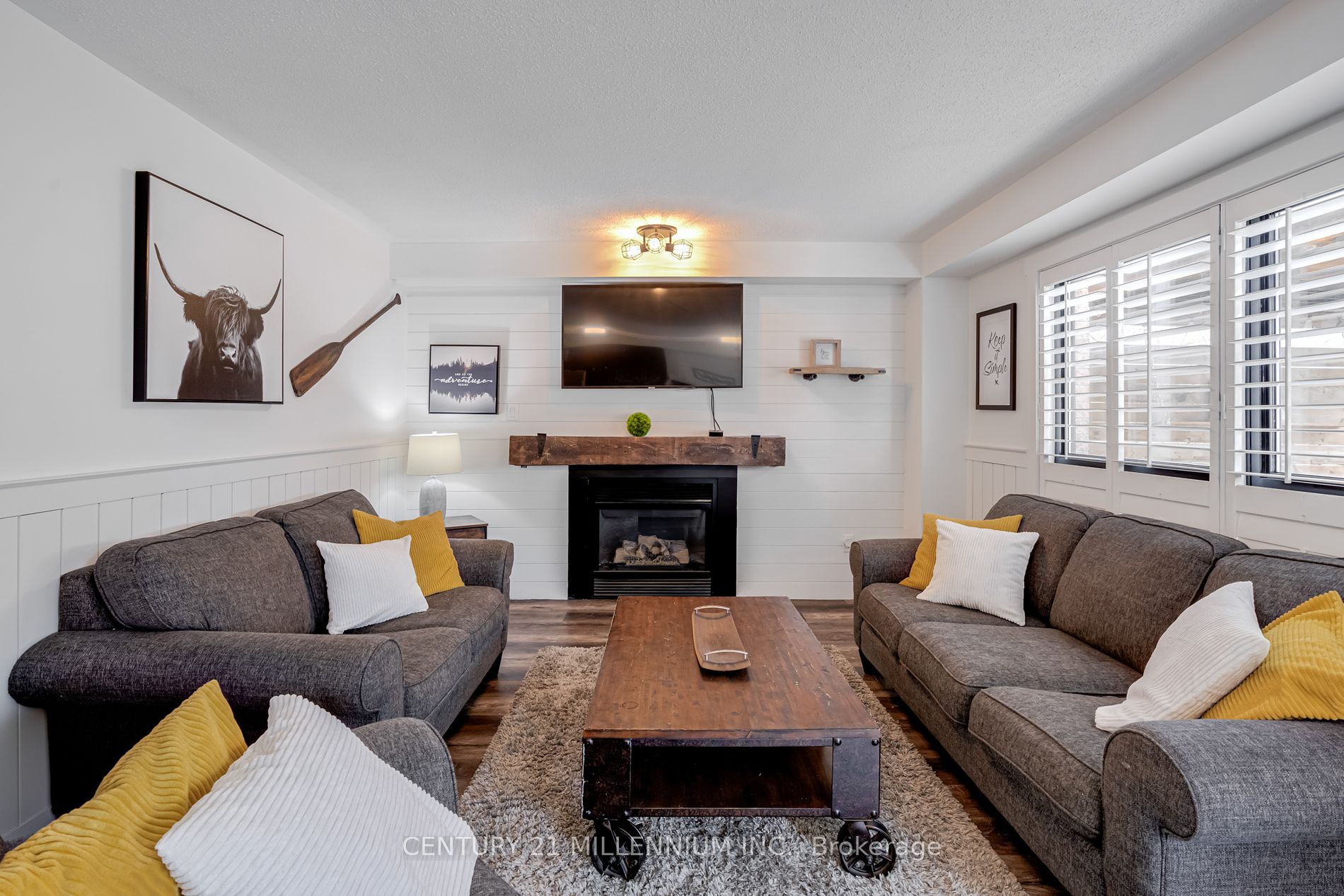 18 Belmont Boulevard