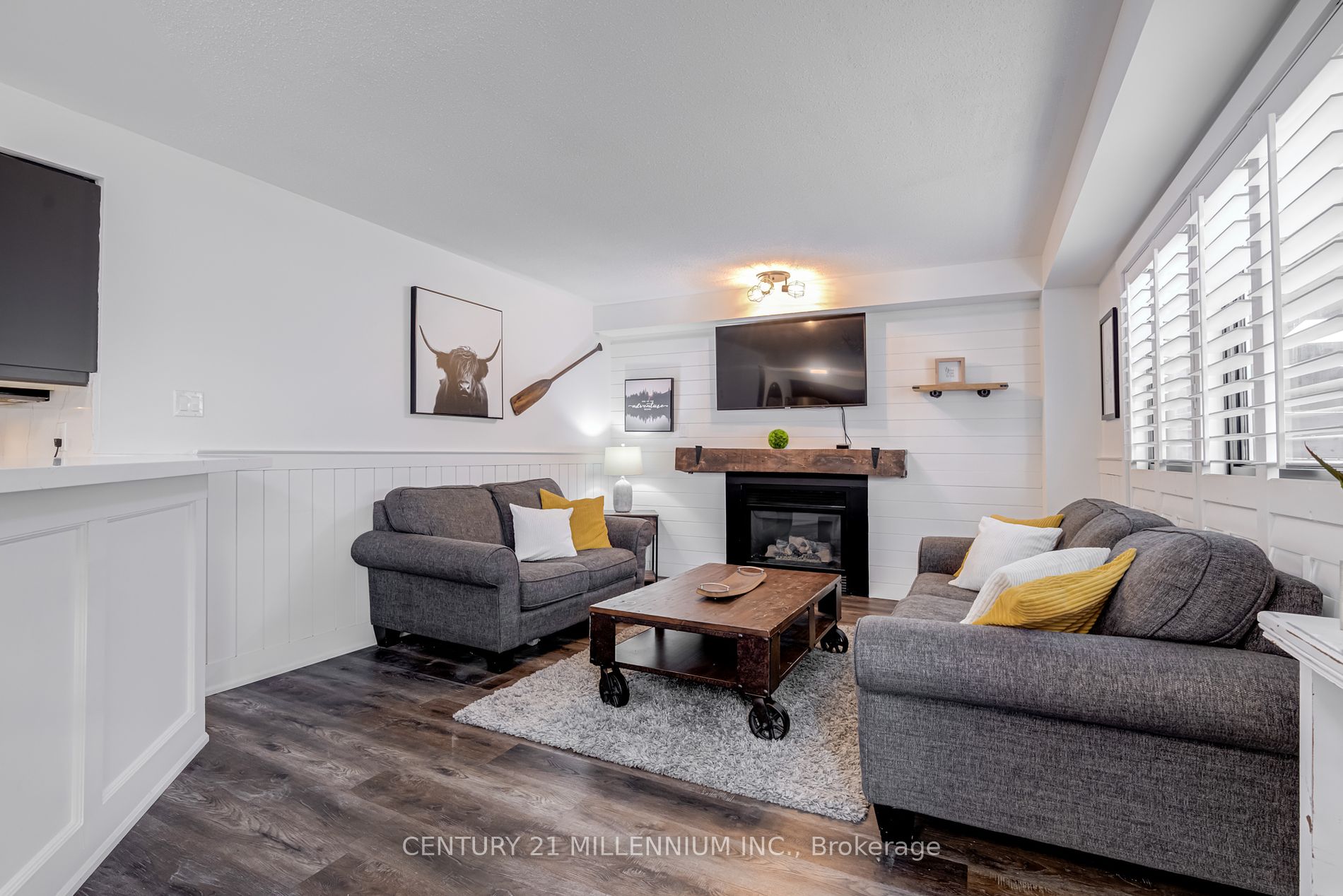 18 Belmont Boulevard