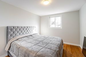 17 Shirley St