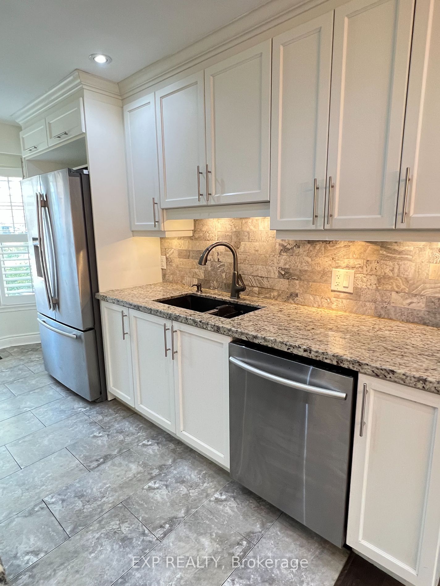 1150 Jamesway Blvd, #Main
