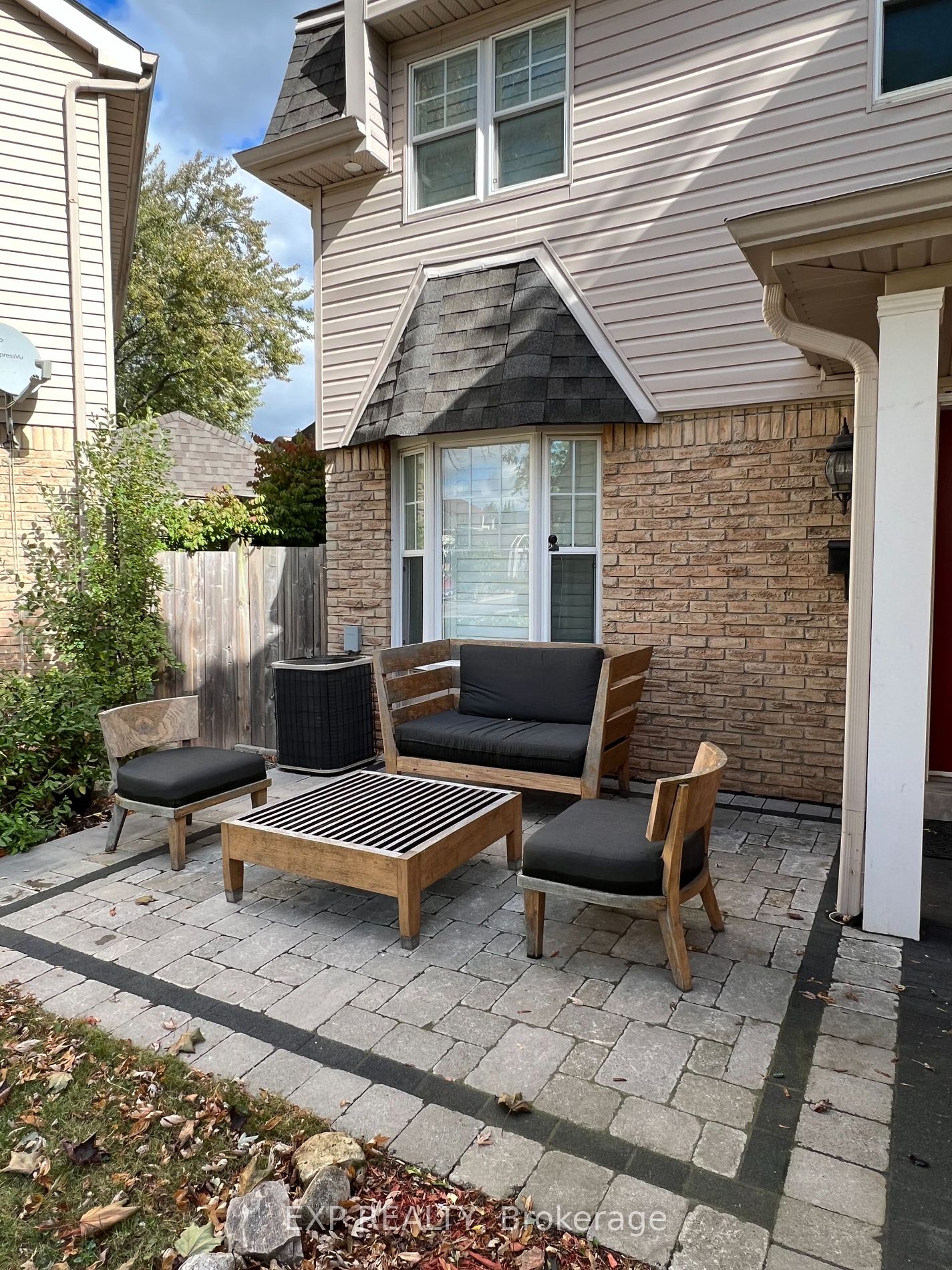 1150 Jamesway Blvd, #Main