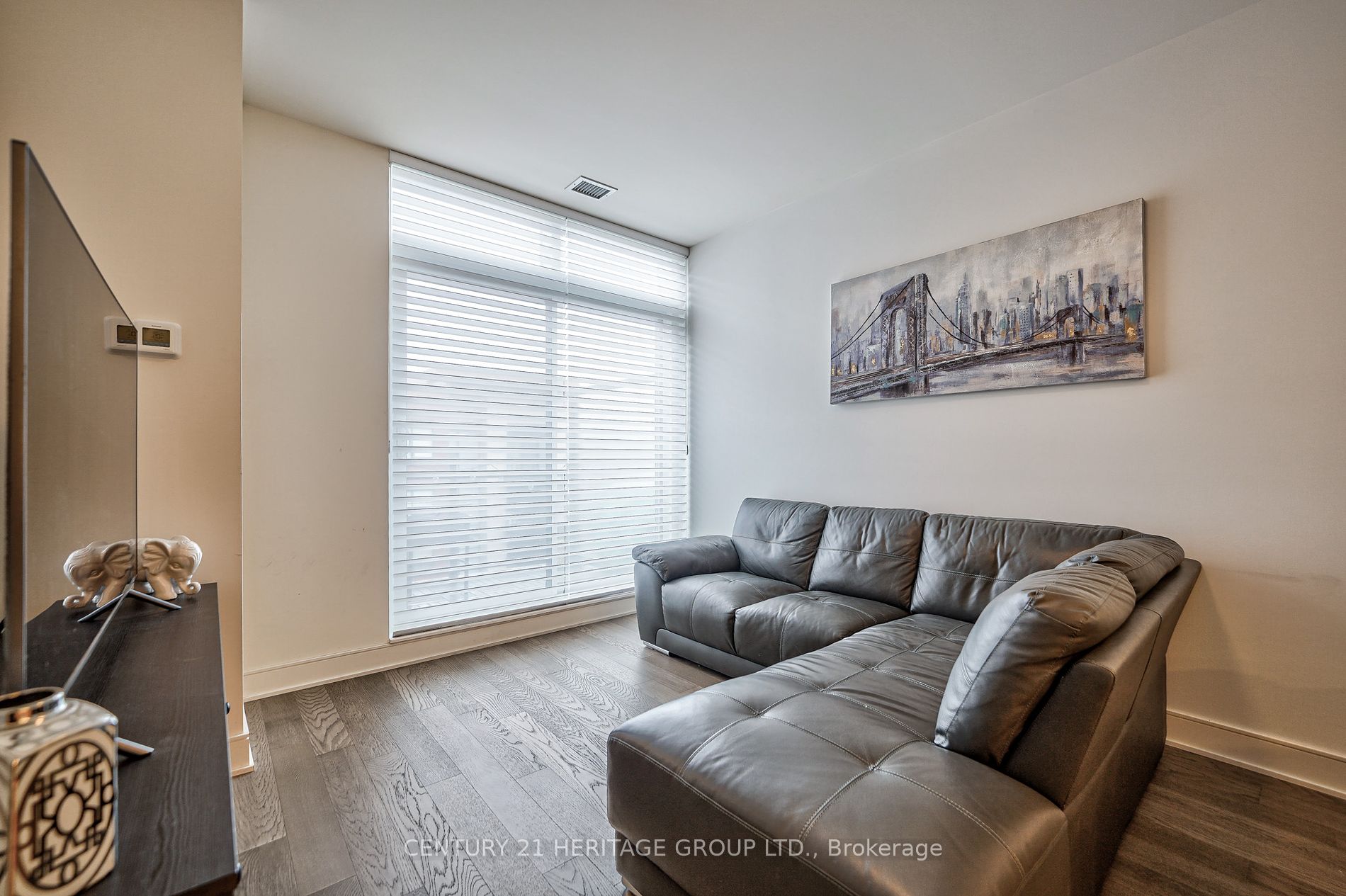 1575 Lakeshore Rd W, #441
