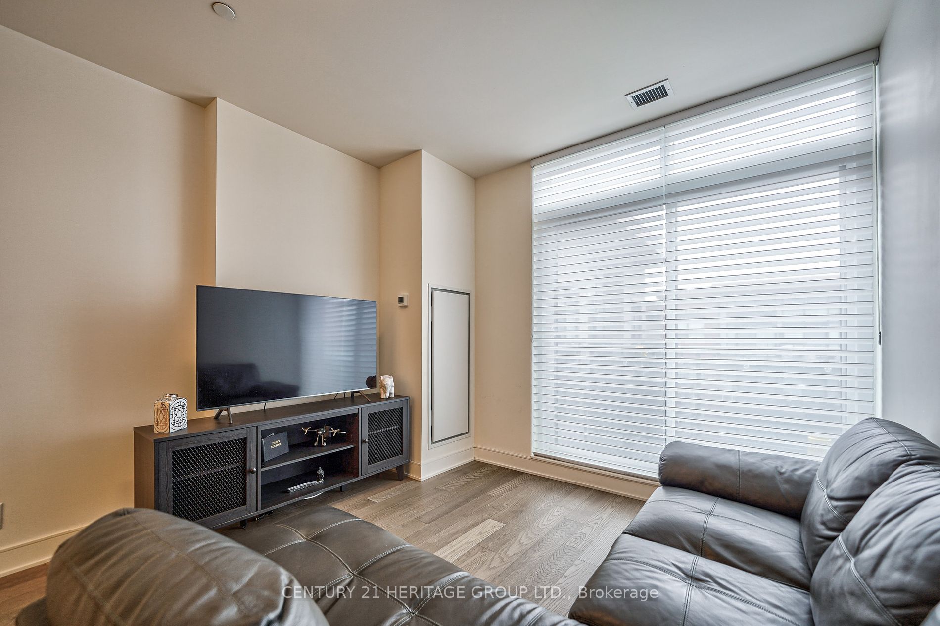 1575 Lakeshore Rd W, #441