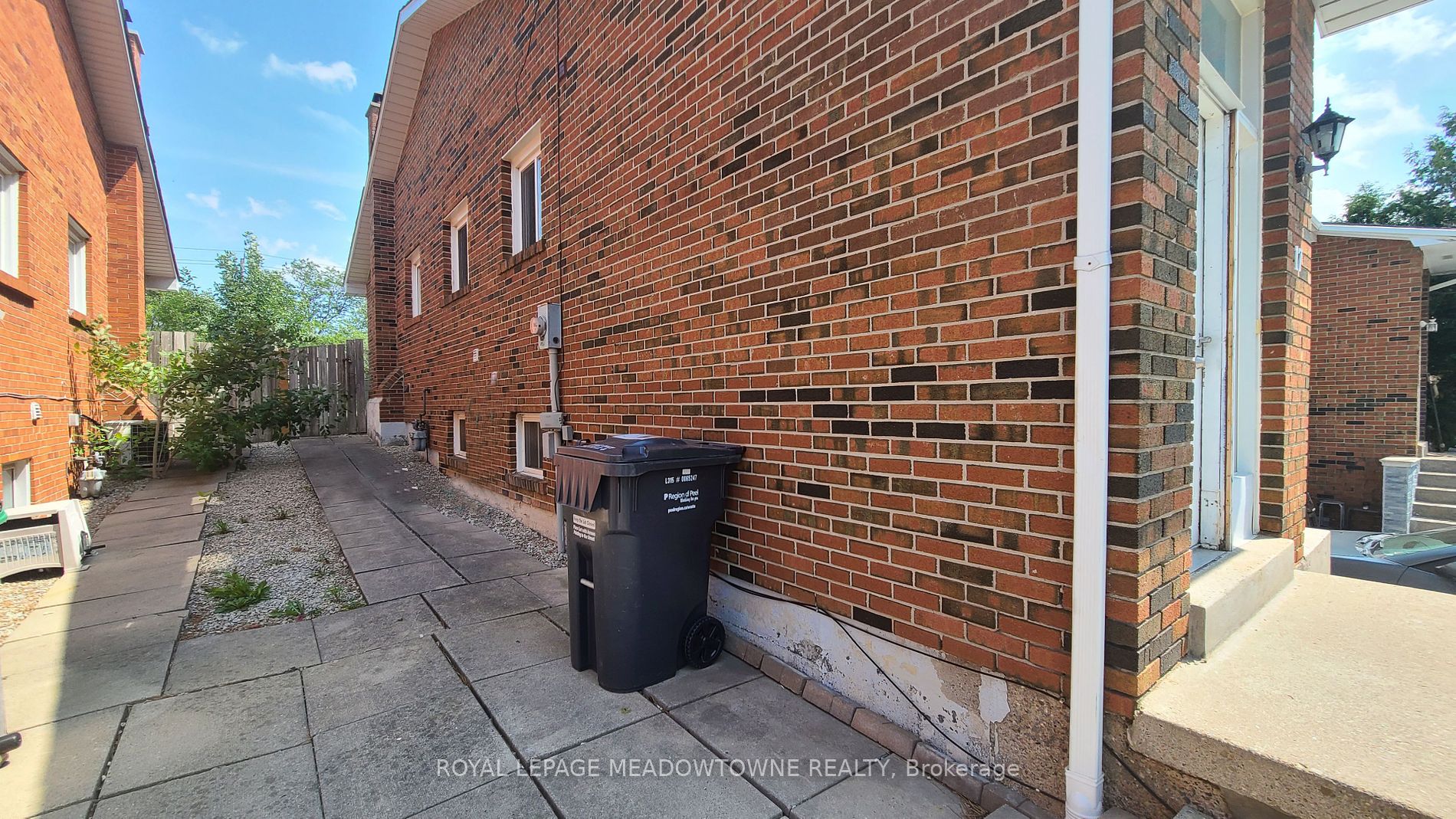 17 Crosswood Lane