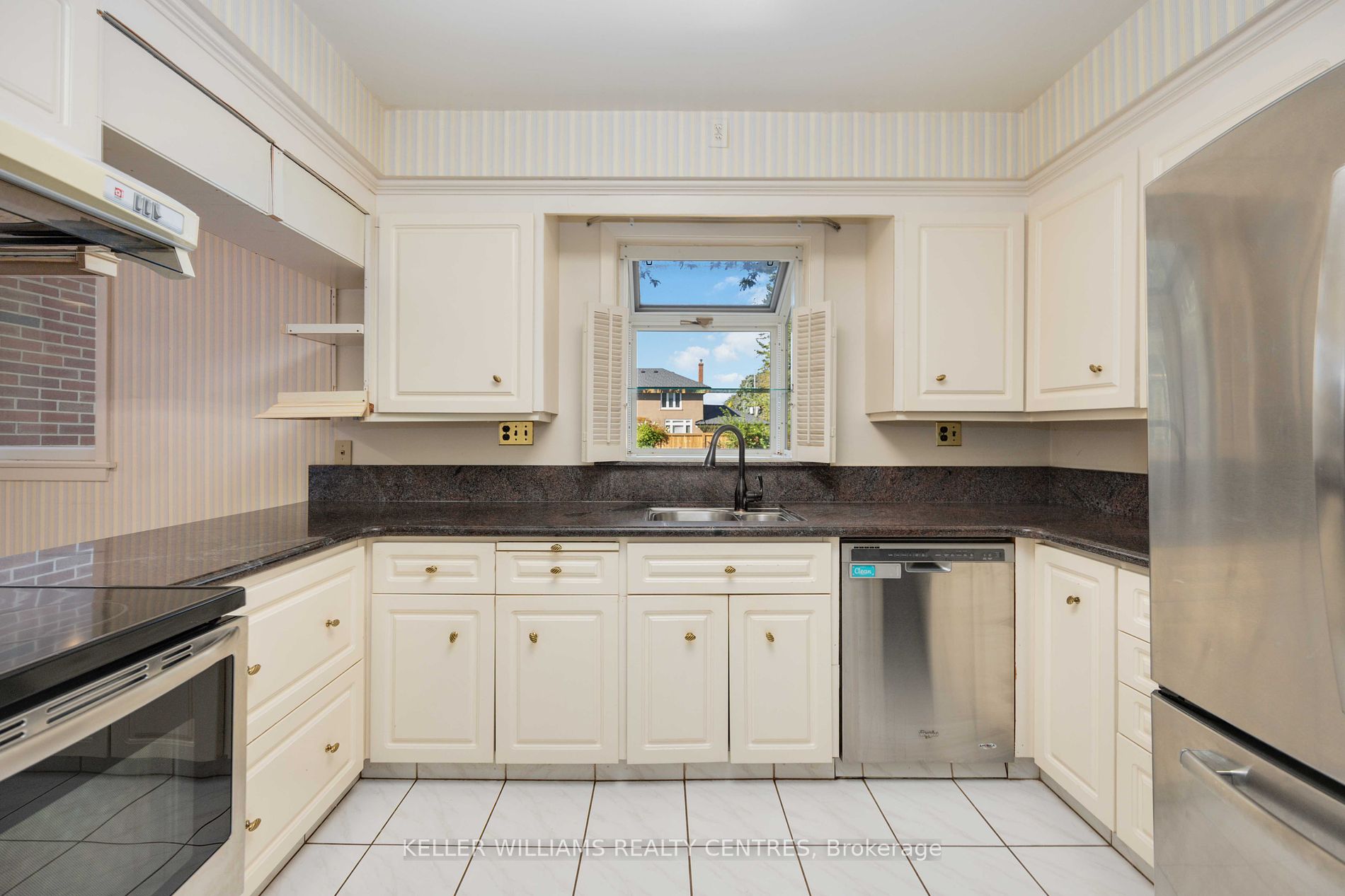 6 Ridgecross Road