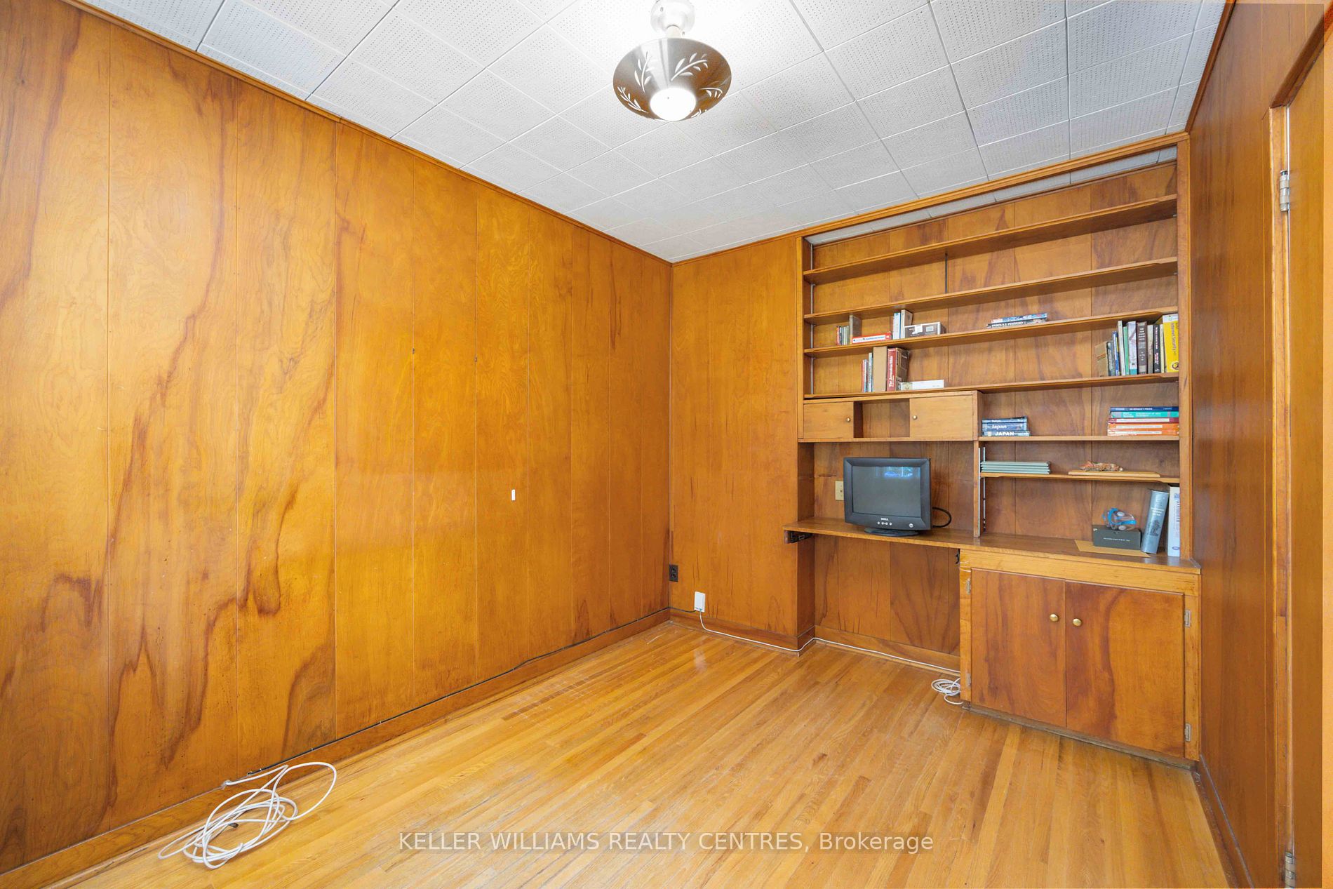6 Ridgecross Road