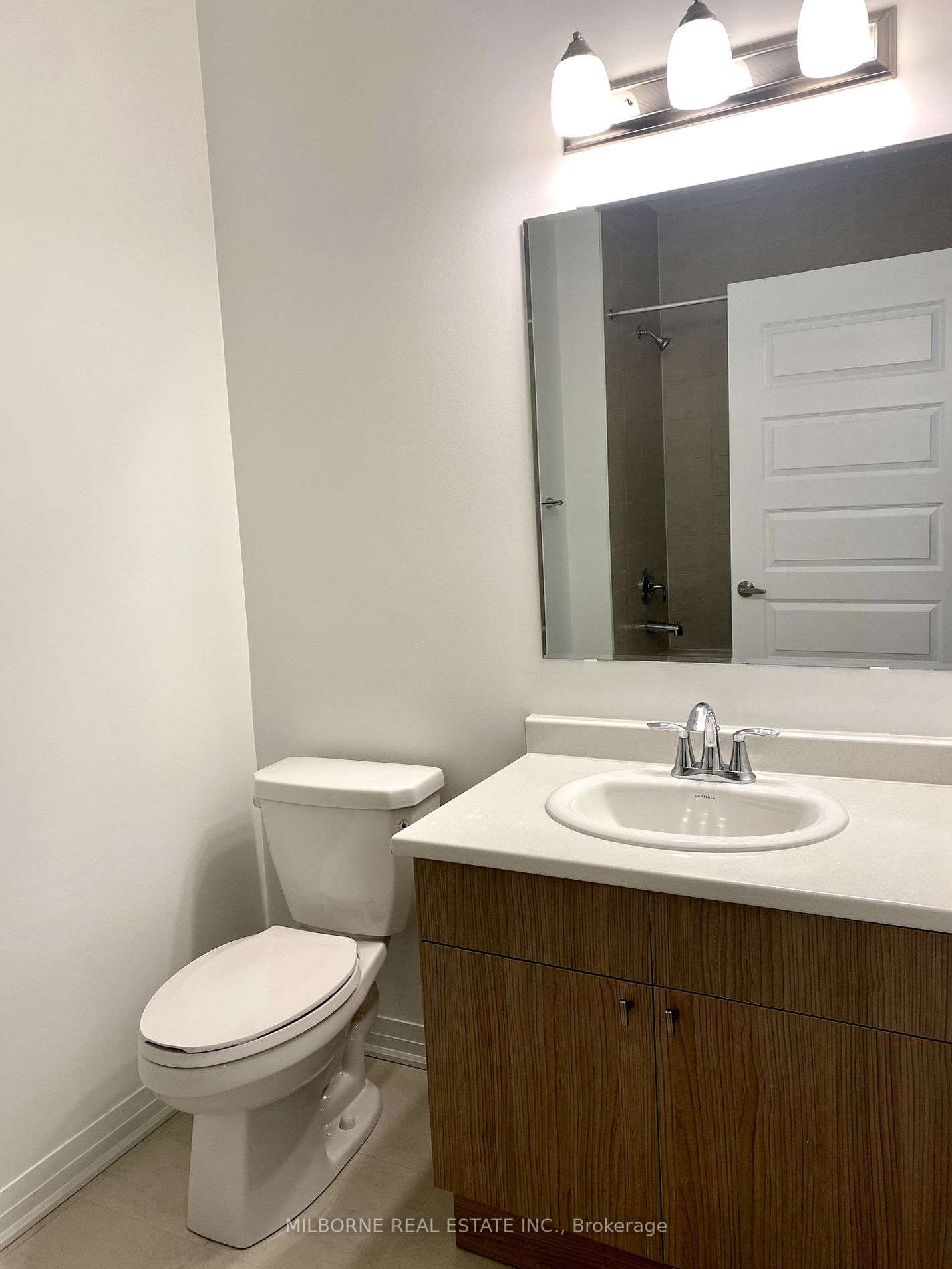 470 Gordon Krantz Ave, #609
