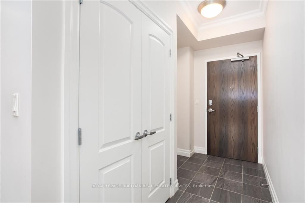 3290 New St, #213