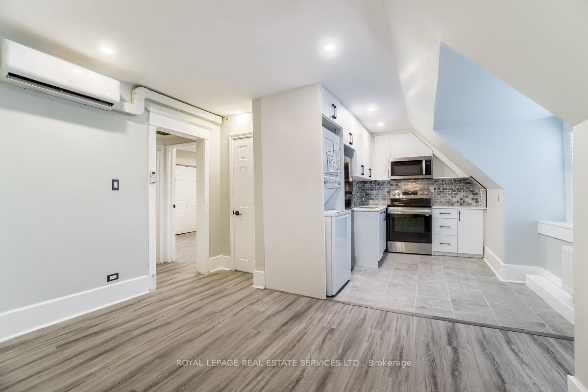 31 Tyndall Avenue