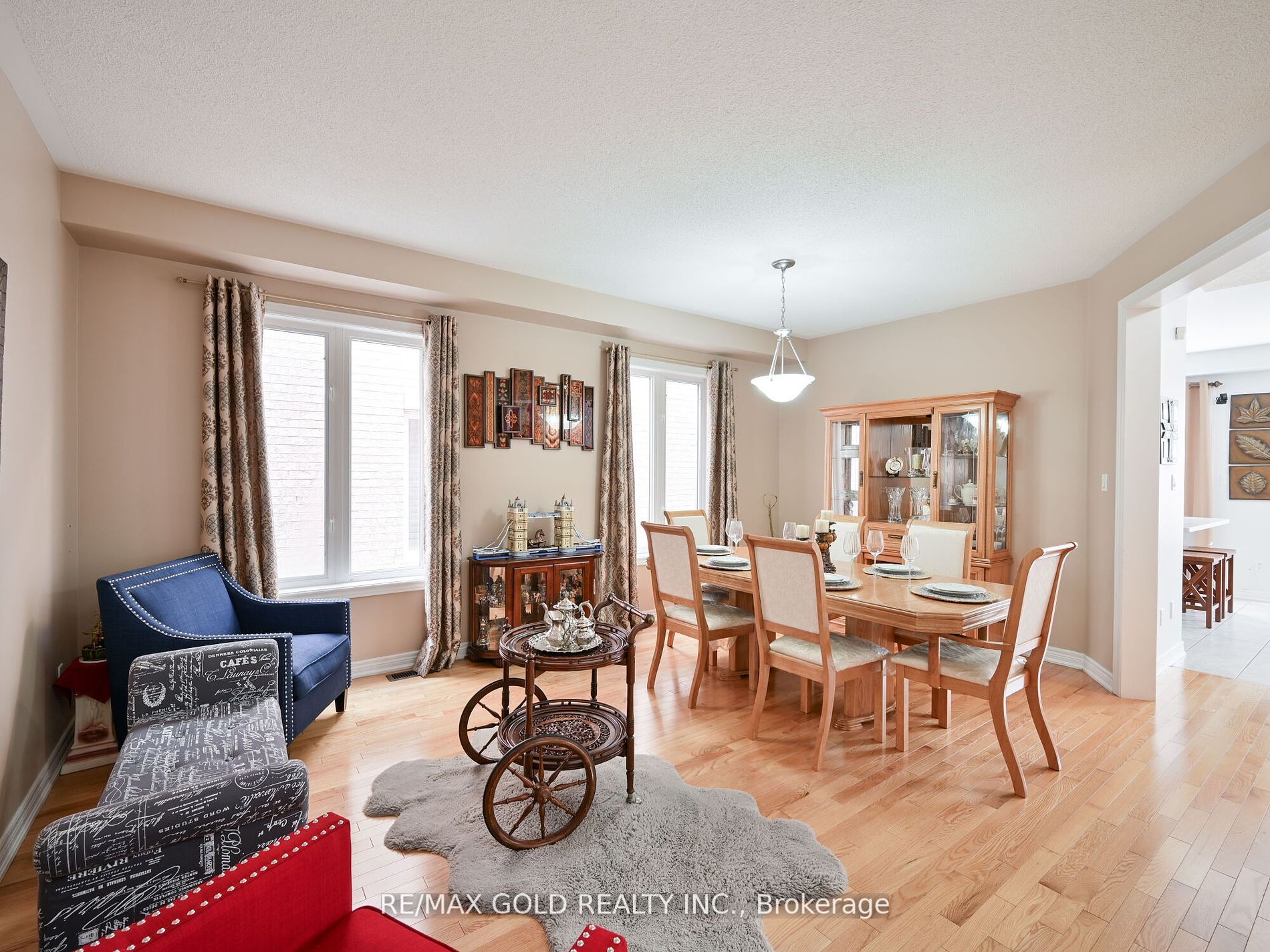 25 Maverick Cres