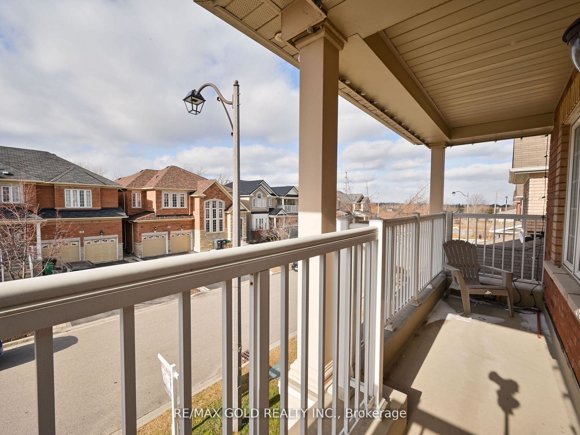 25 Maverick Cres