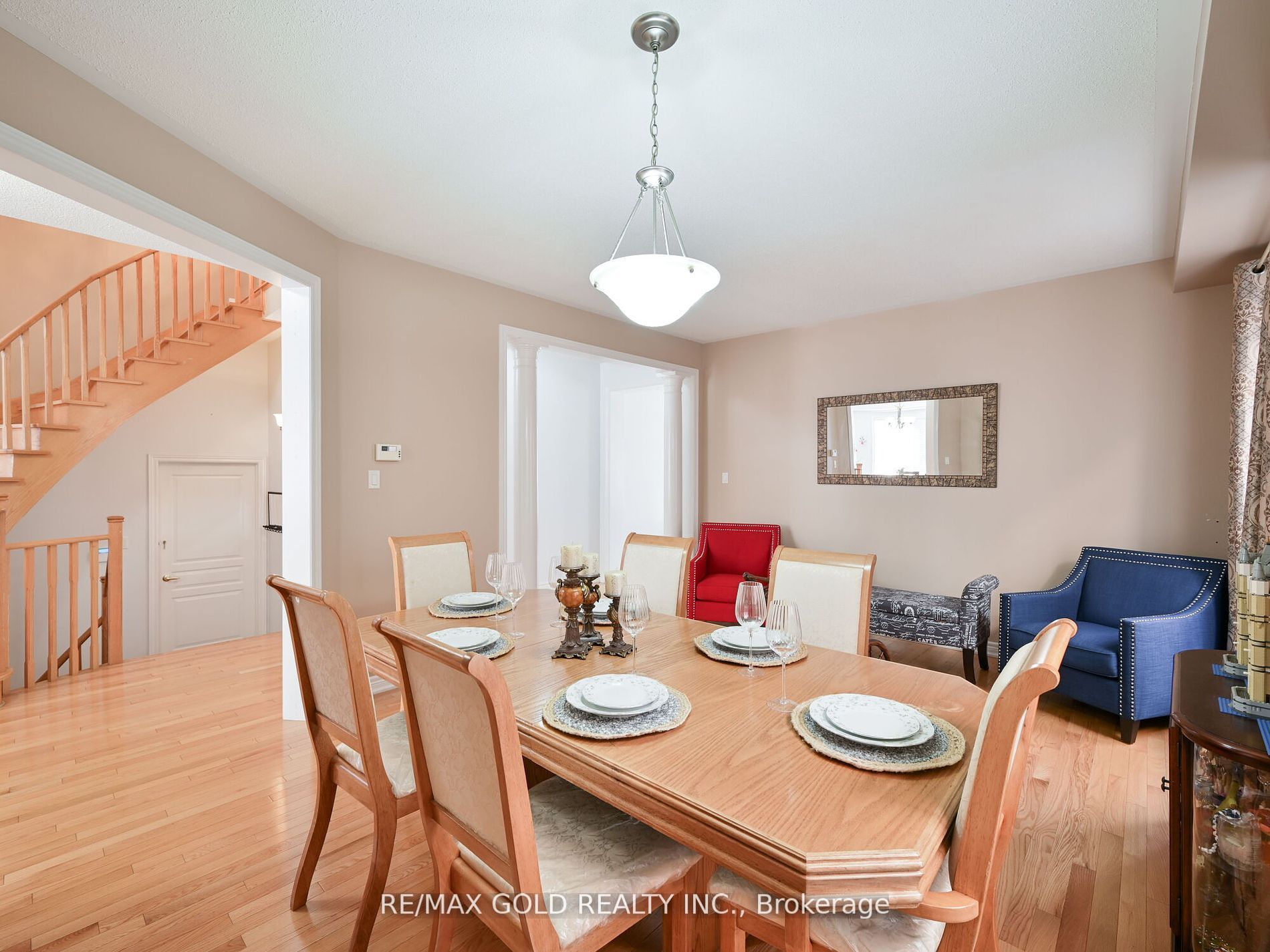 25 Maverick Cres