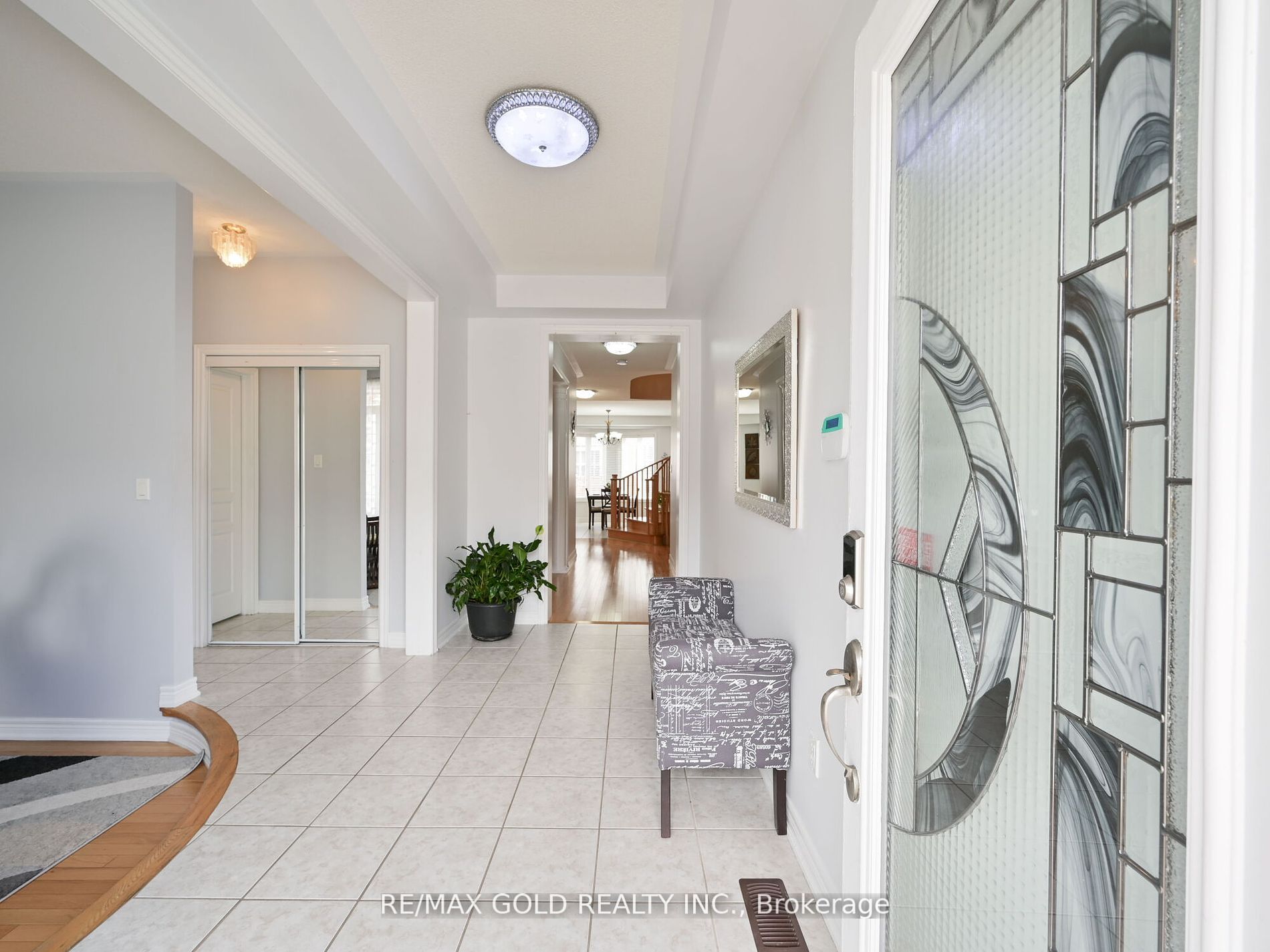25 Maverick Cres