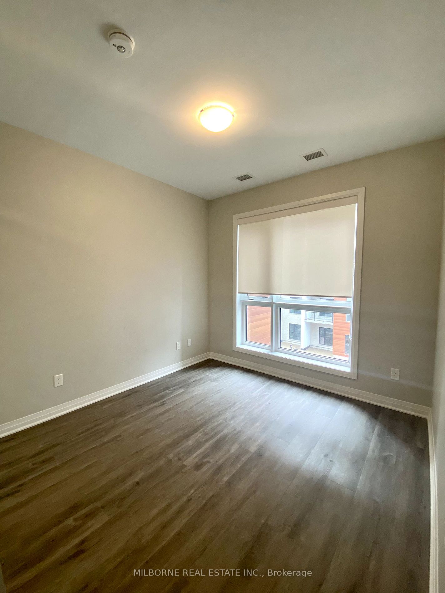 470 Gordon Krantz Ave, #304