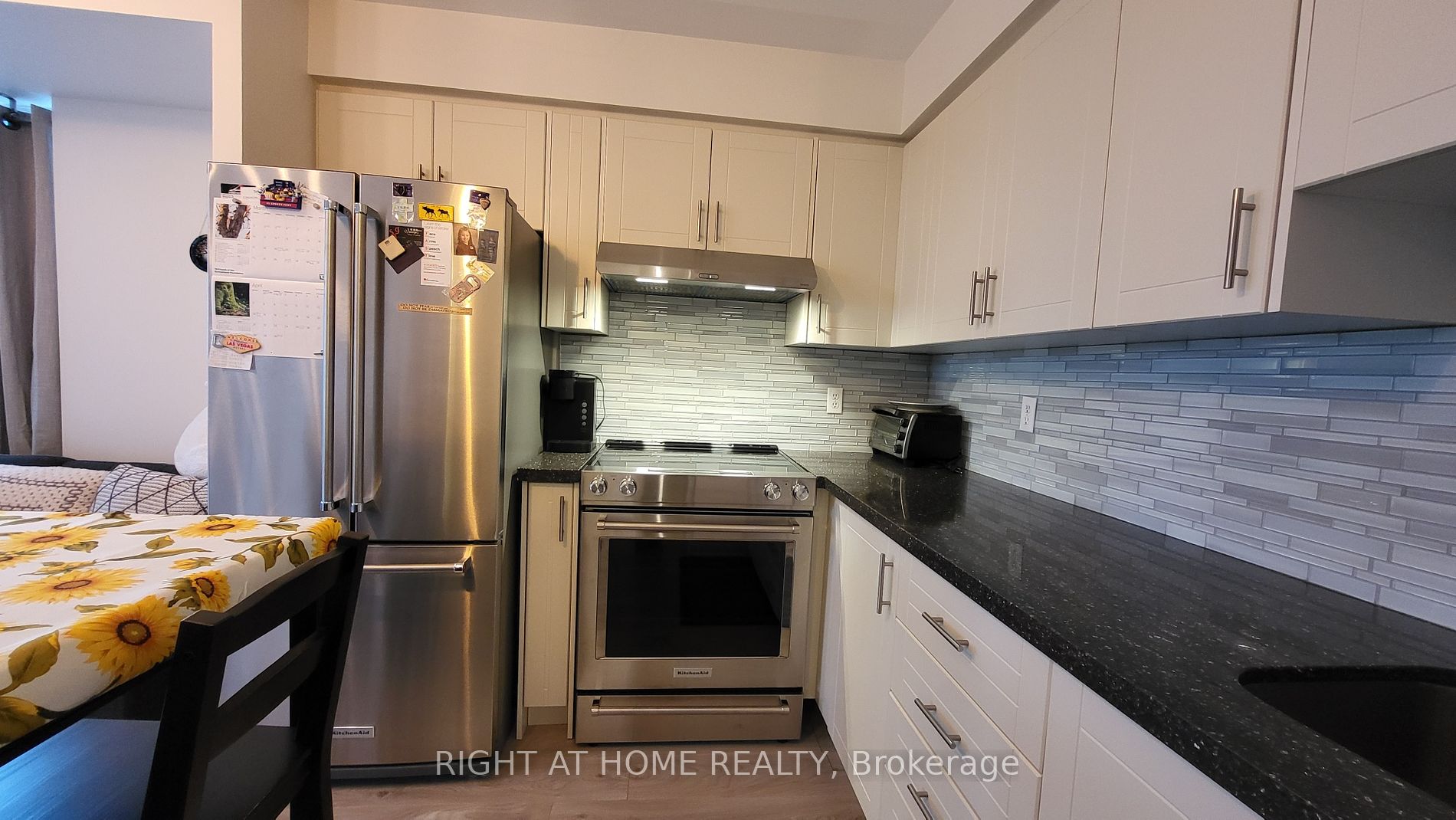2545 Erin Centre Blvd, #1704