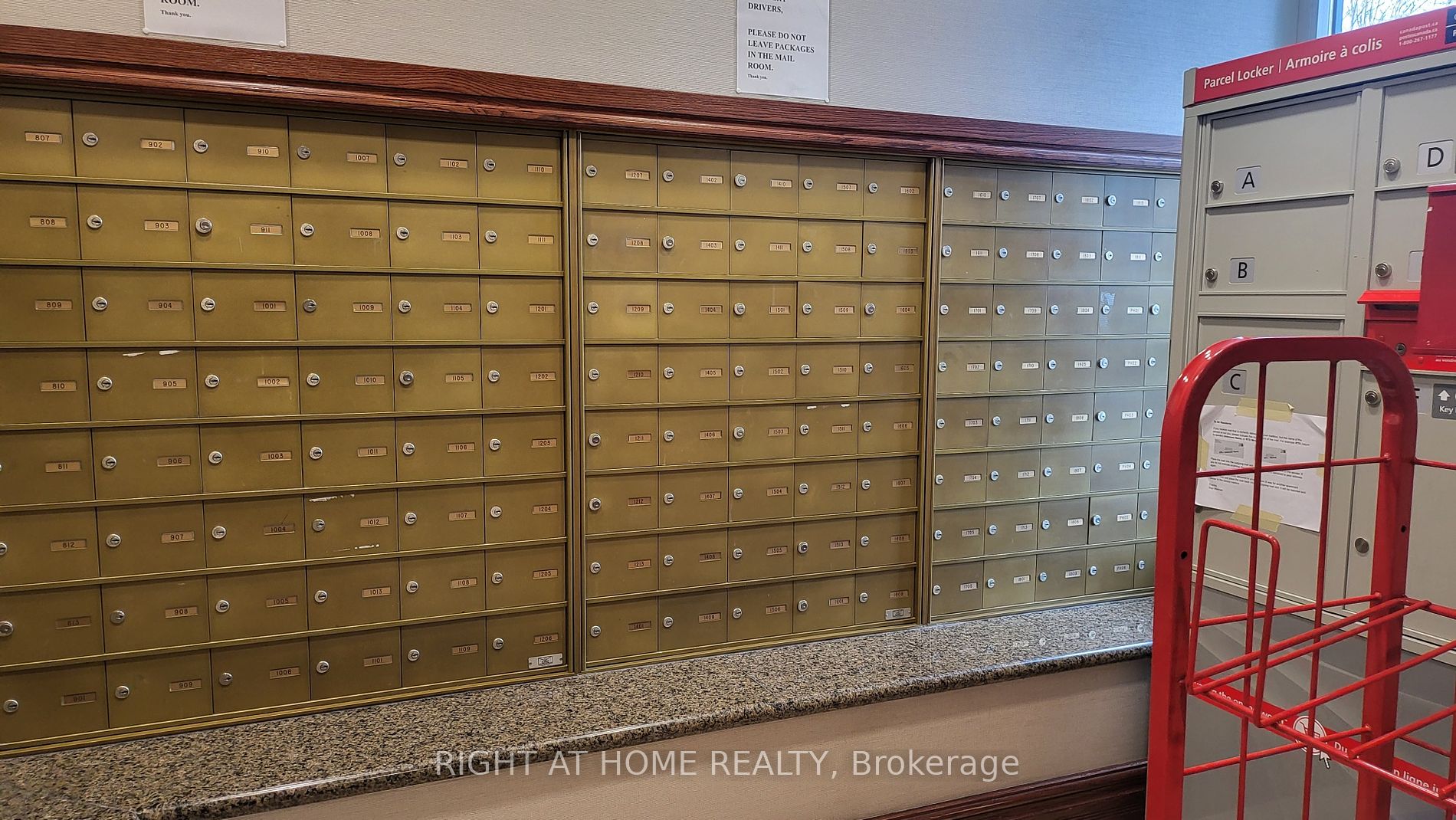 2545 Erin Centre Blvd, #1704