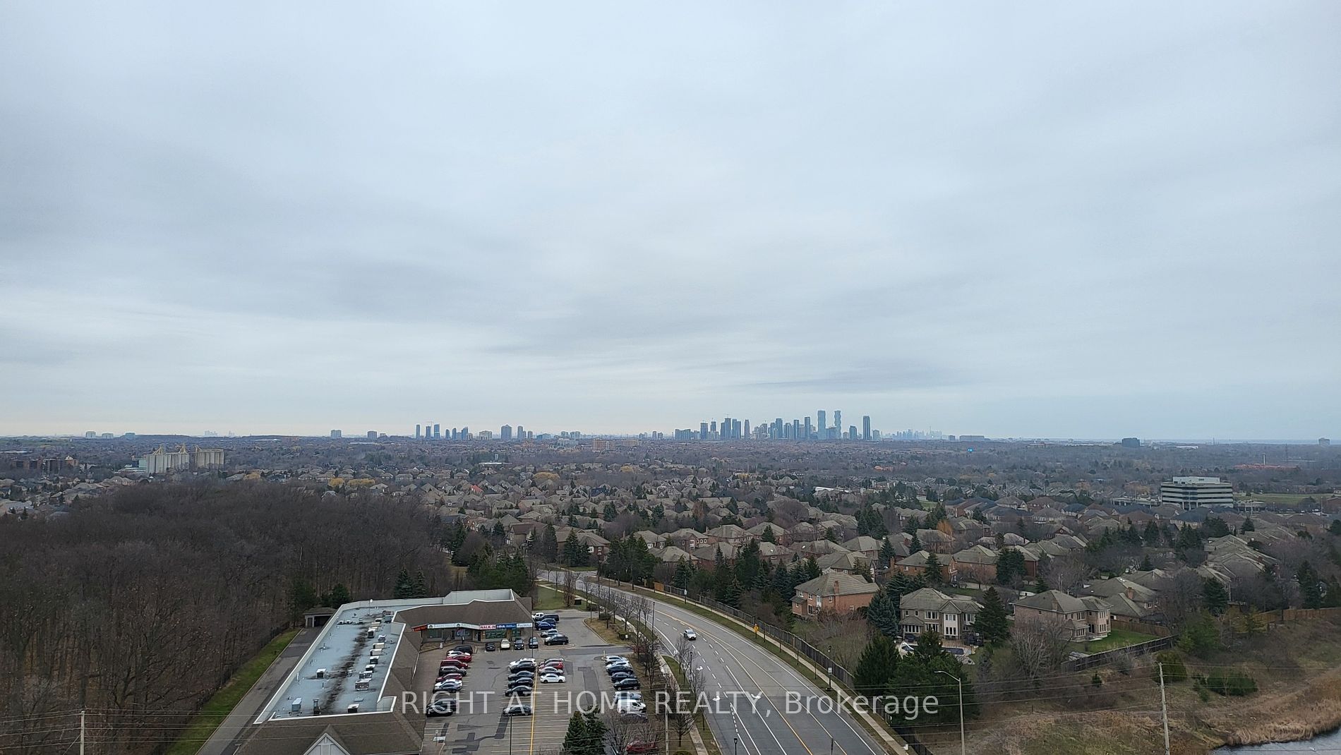 2545 Erin Centre Blvd, #1704