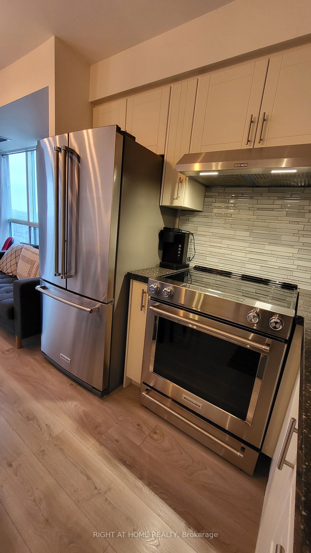 2545 Erin Centre Blvd, #1704