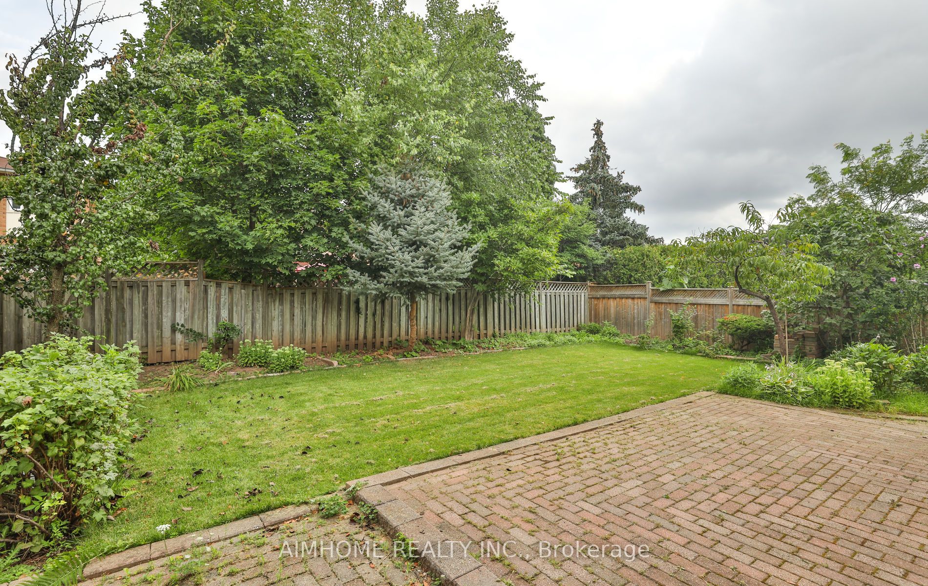 1339 Windrush Dr