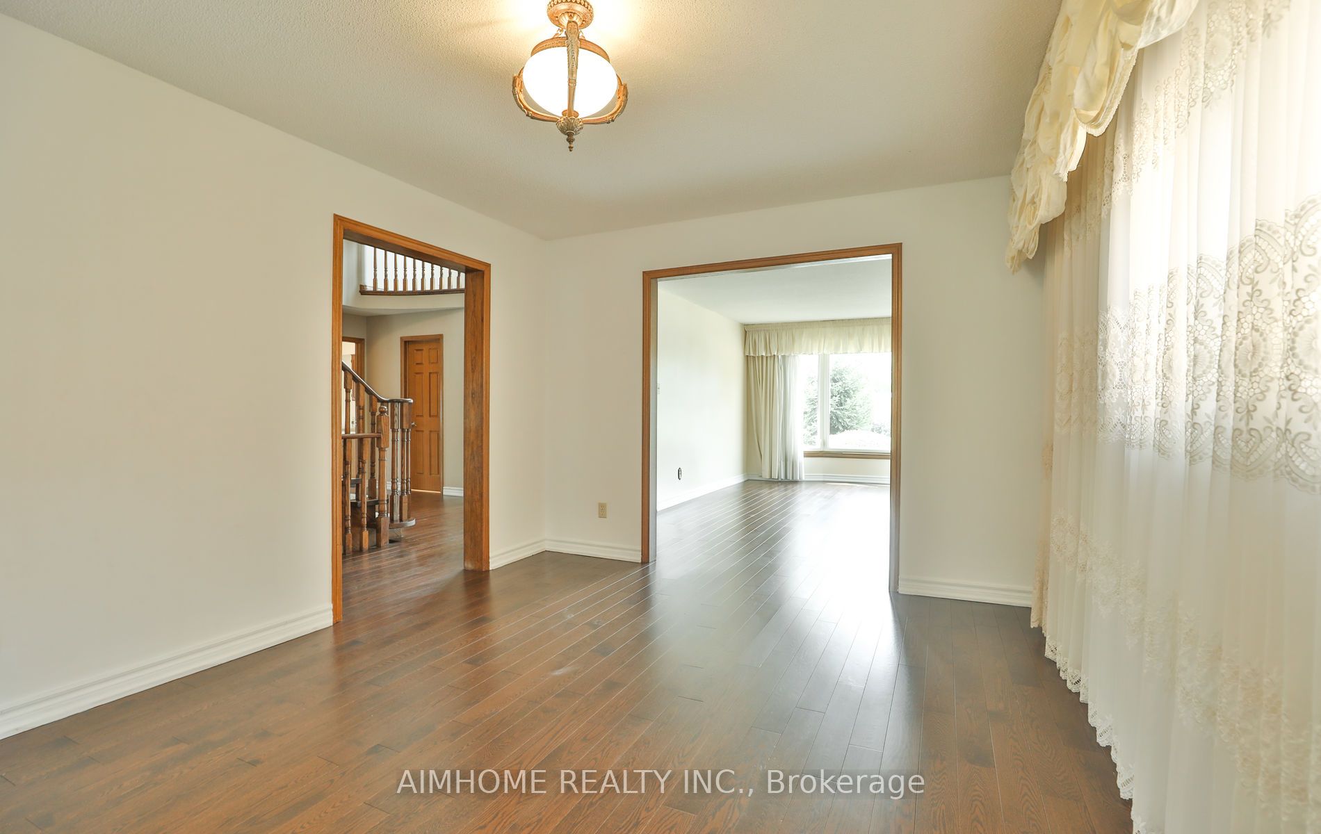 1339 Windrush Dr